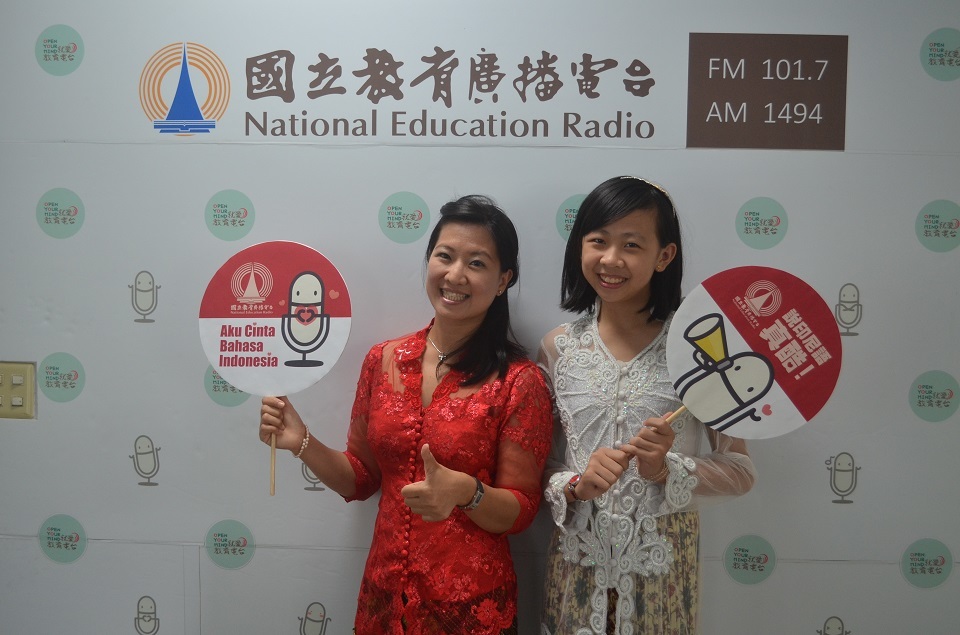 印尼語主持人合影