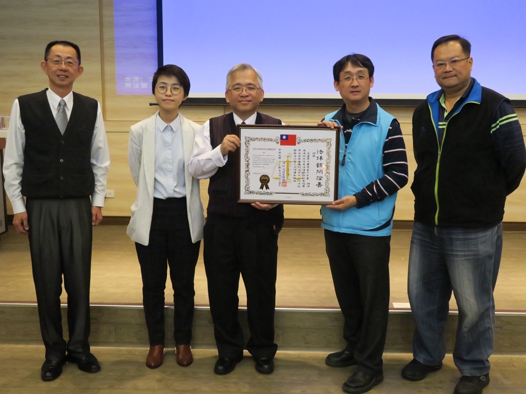 國風國中聘簡燦賢律師為法律顧問