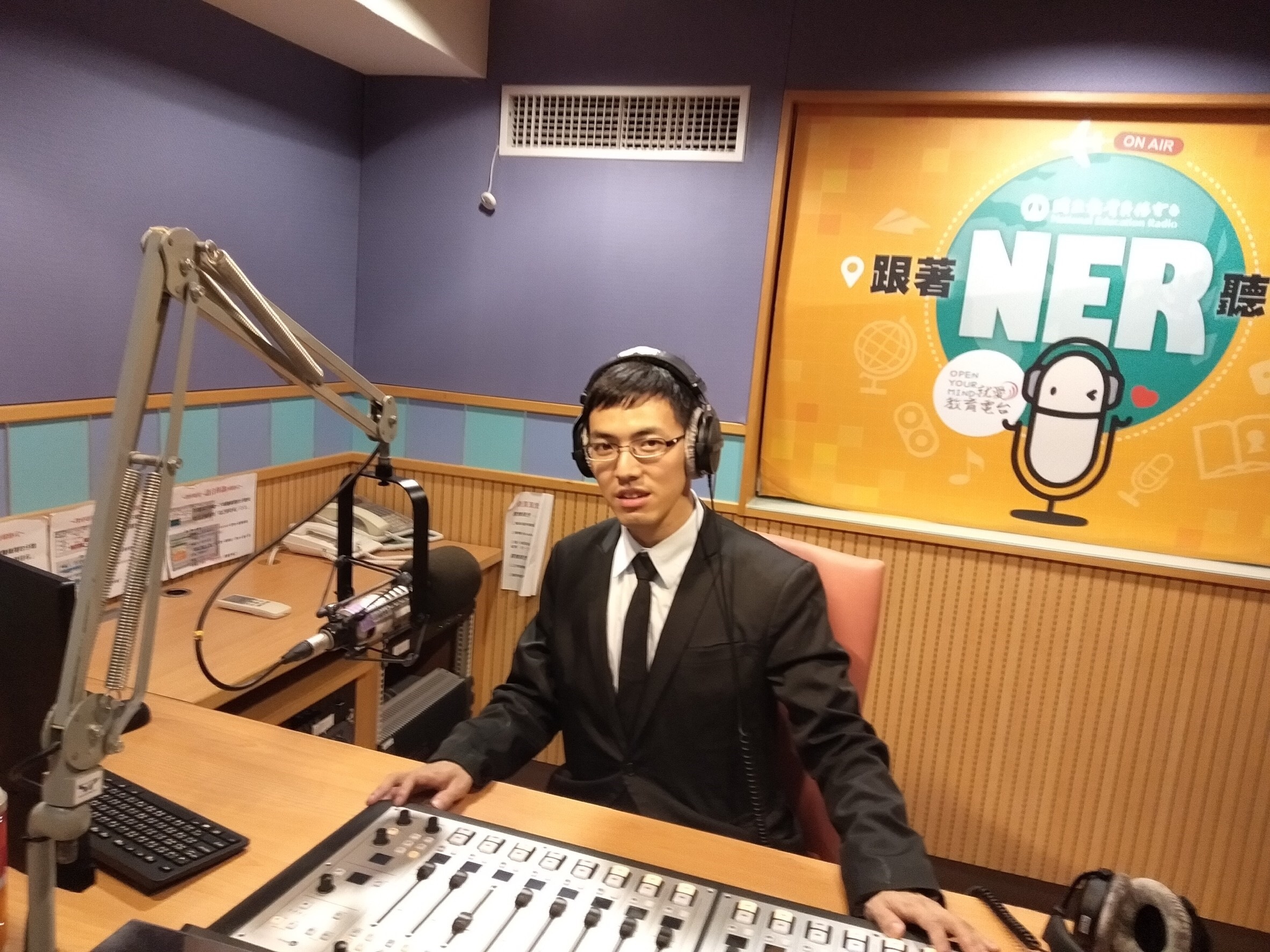 香港中學科學老師Michael聊香港