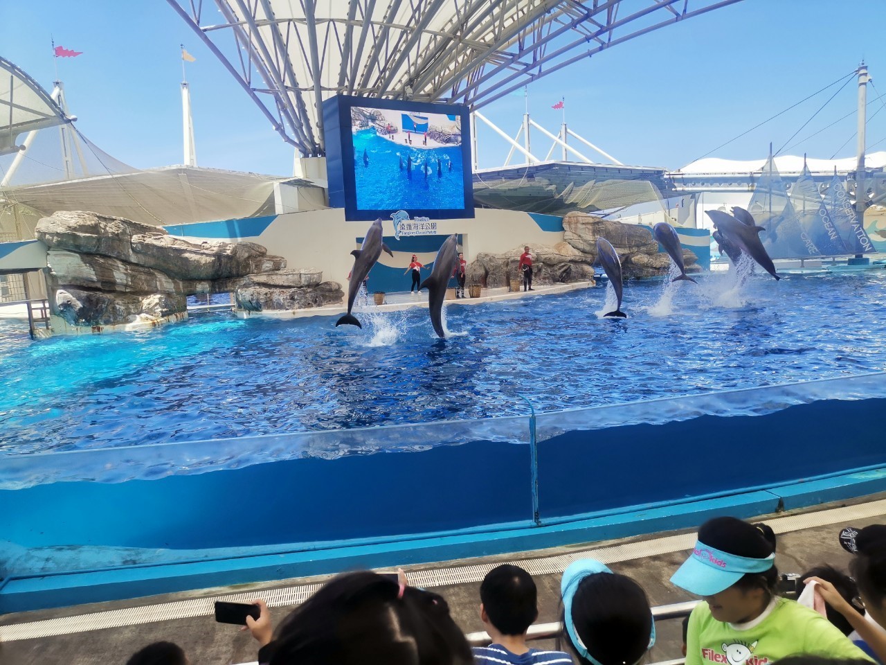 擴大秋冬旅遊補助，親子同遊遊樂園，12歲以下兒童免費入園一次。(資料照)
