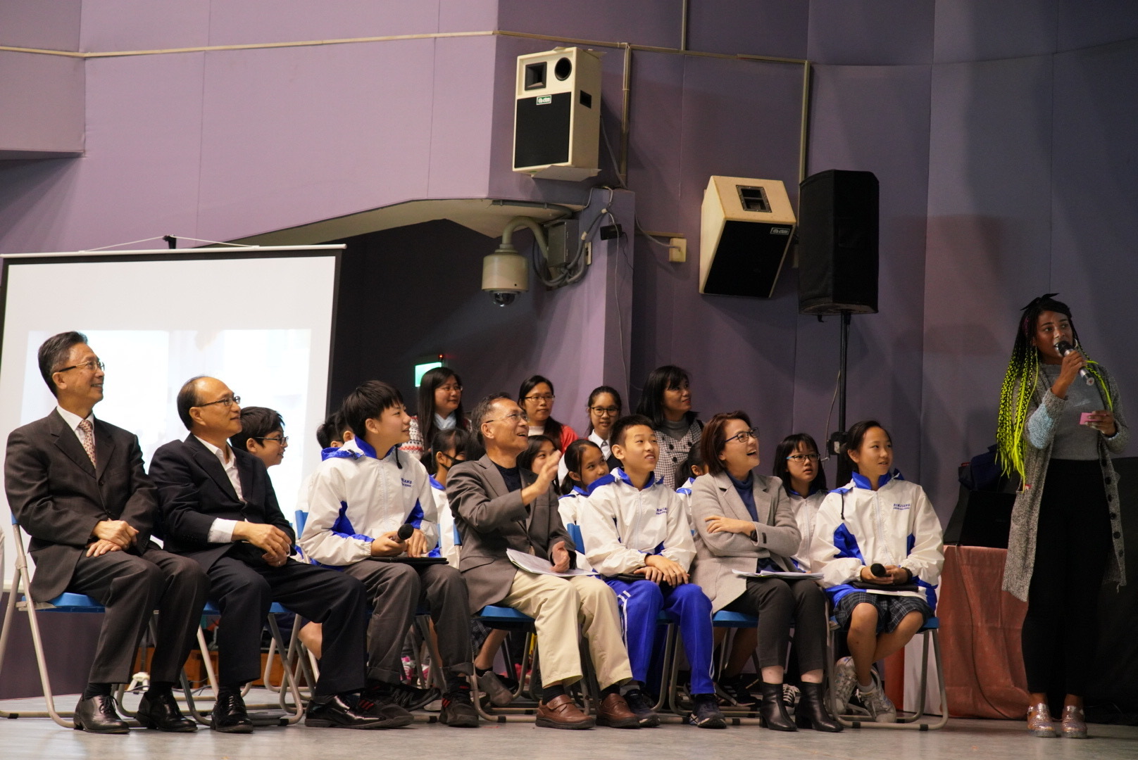 濱江國中示範雙語情境教學