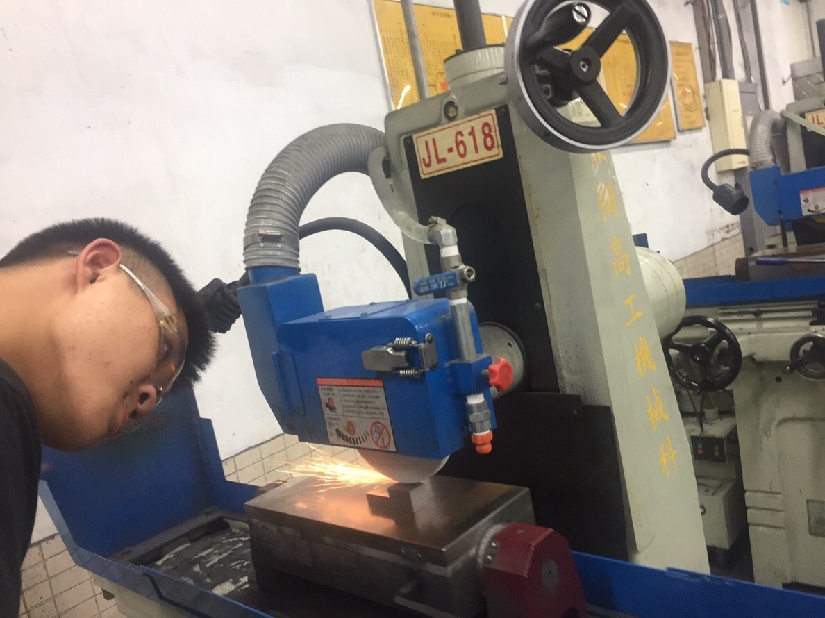 工業機械修護金牌吳佳霖