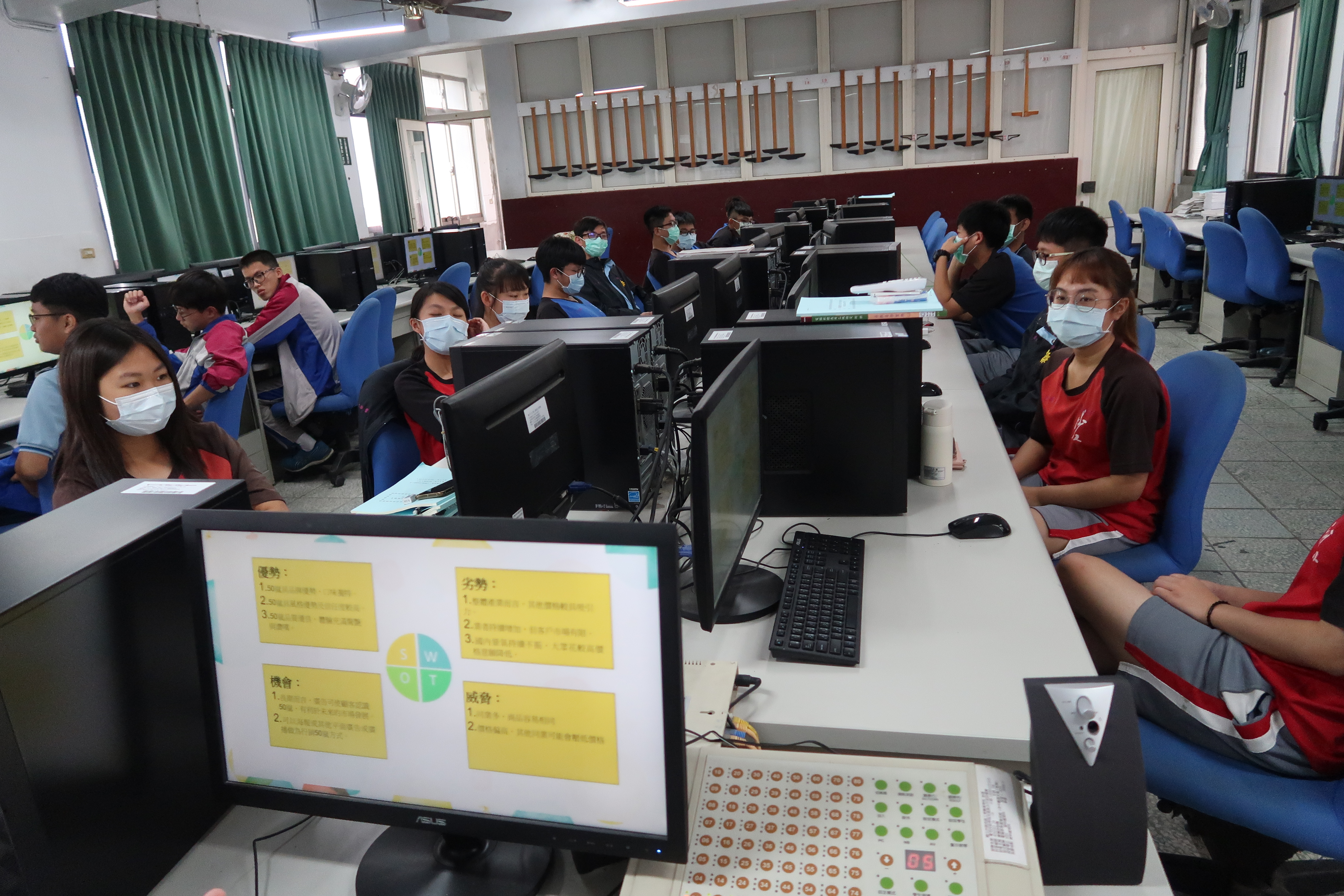 中市中港高中、清水高中以及沙鹿高工三校跨校選修 帶給學生學習新體驗