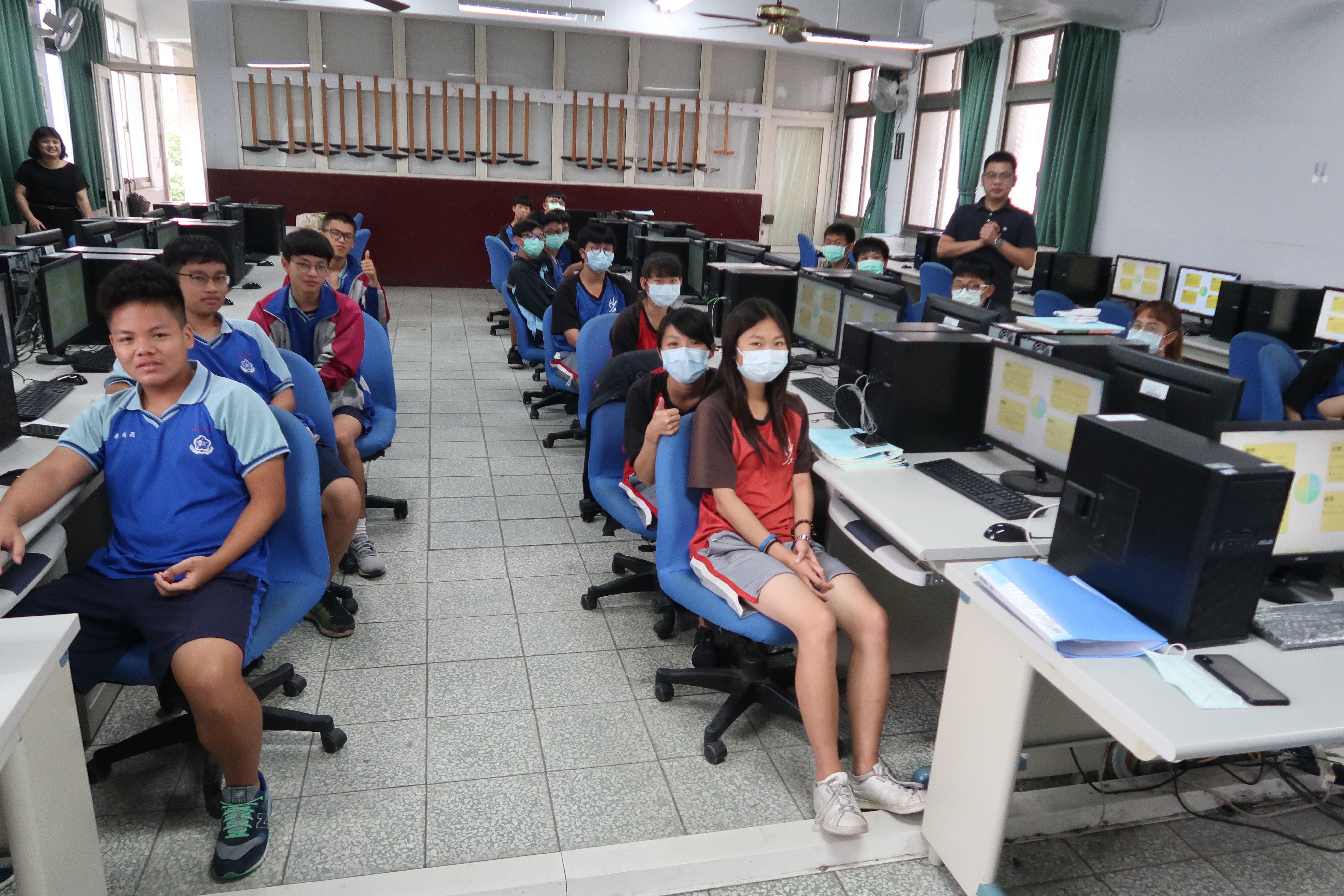 沙工商業簡報 學生獲益良多