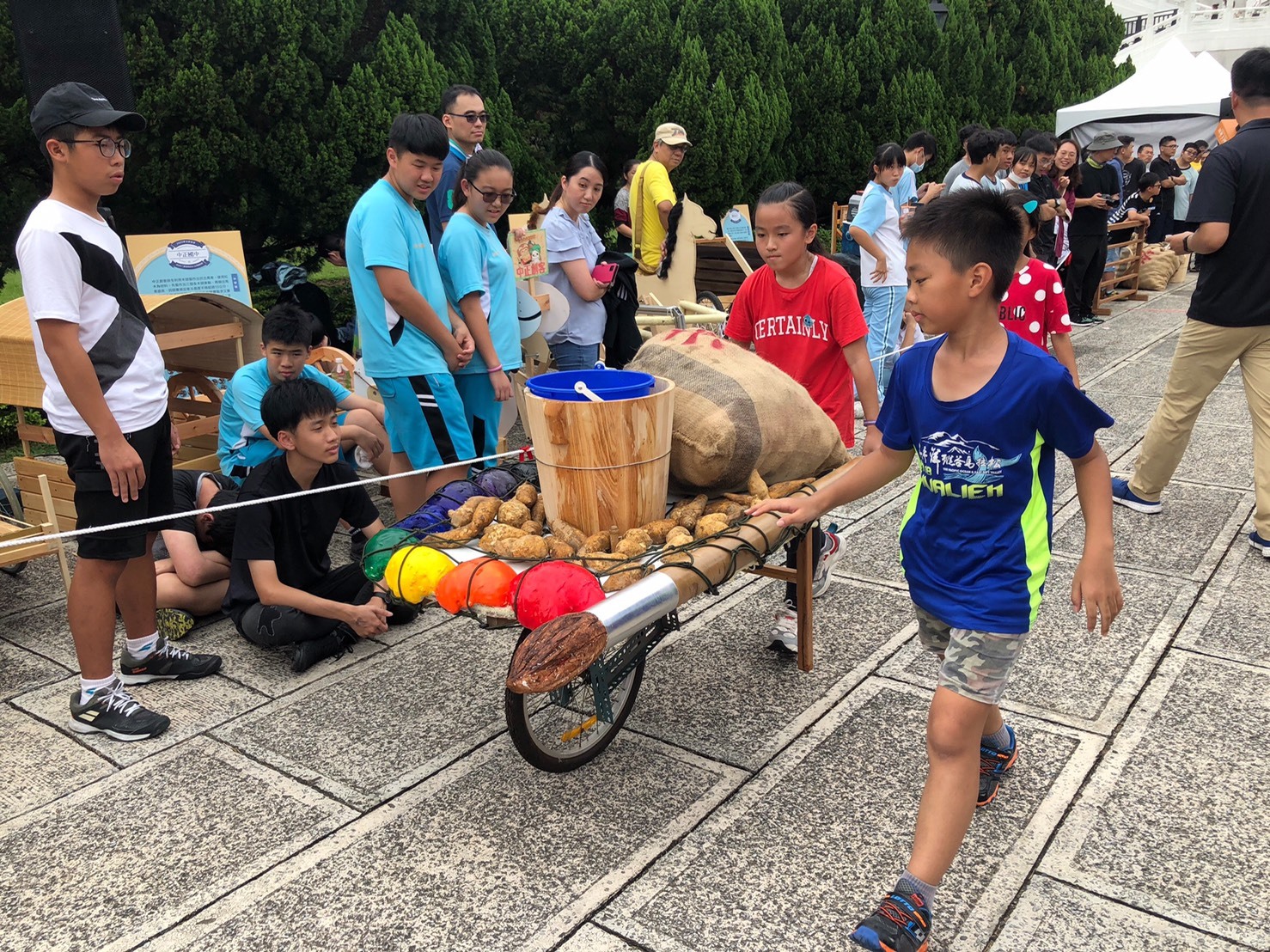 新北Maker上河圖競賽今(7)日下午在國立故宮博物院盛大登場，新北市計39隊師生隊伍參賽。