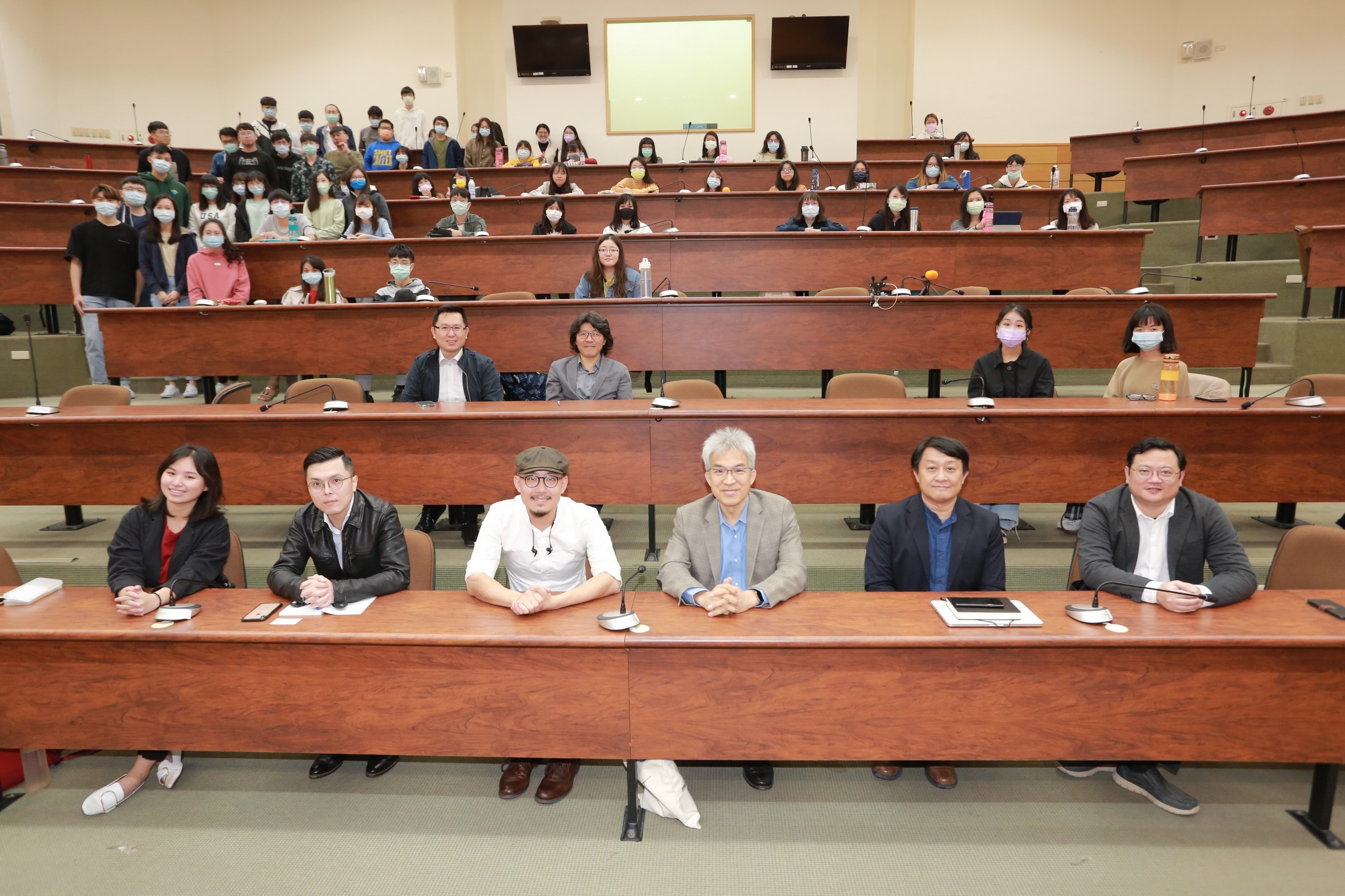 幫助雷伊漢勤市 裘振宇高大分享台灣中心的挑戰