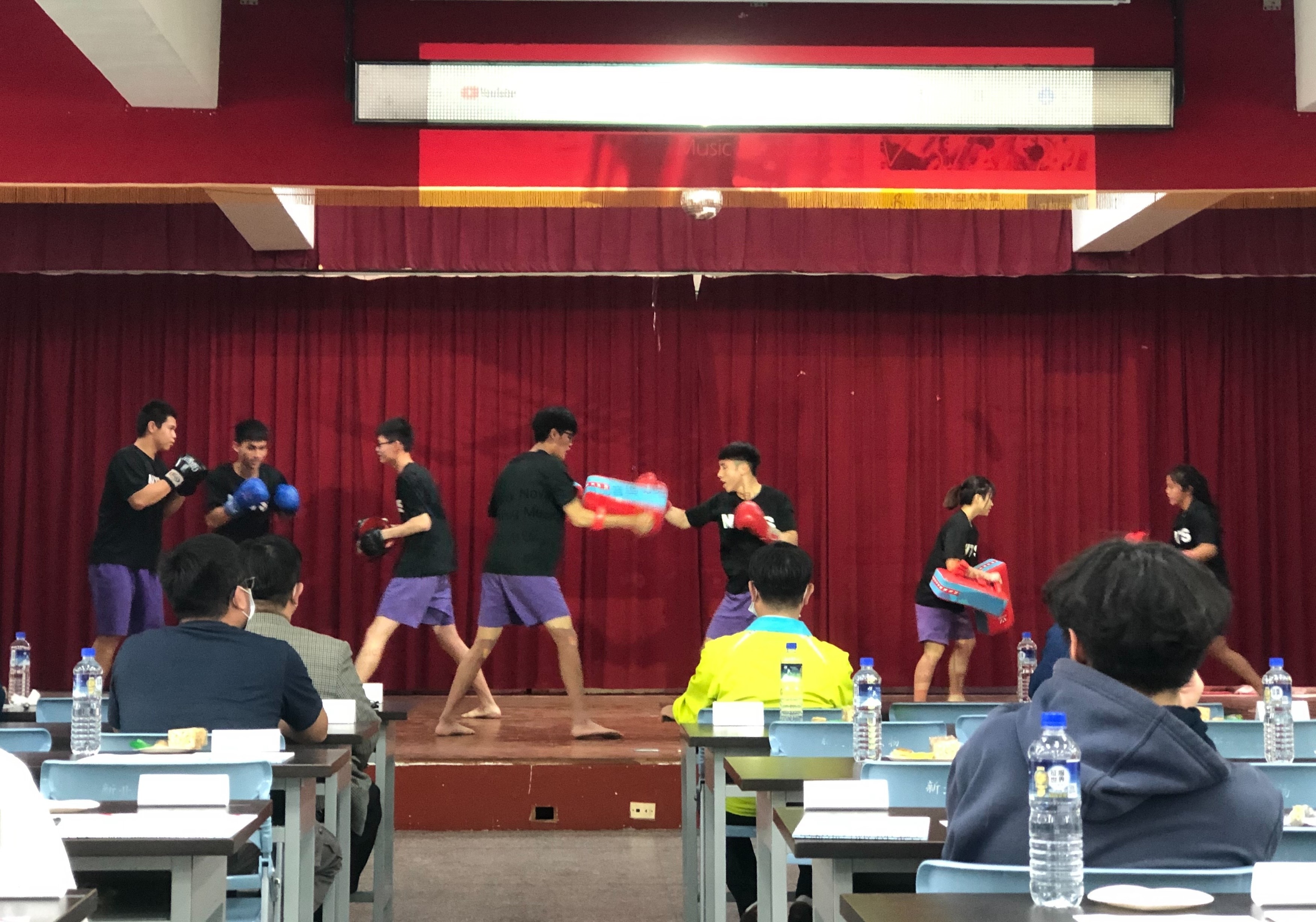 新北高工武術隊於開訓典禮表演。