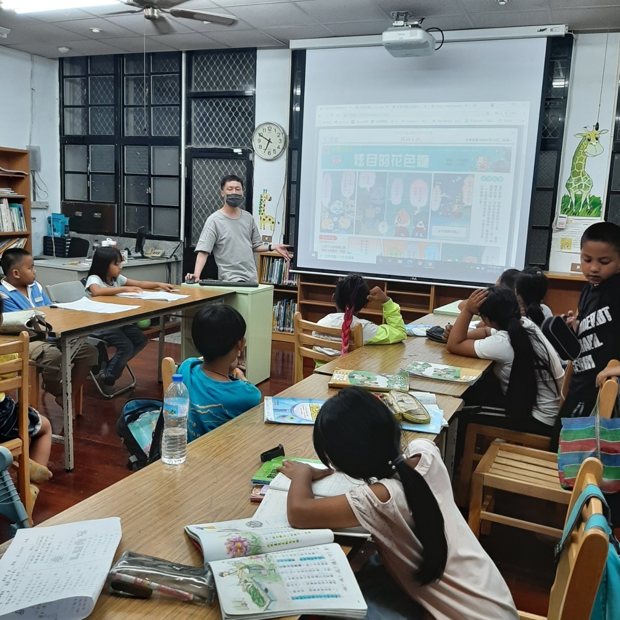 夜光天使班上課情形