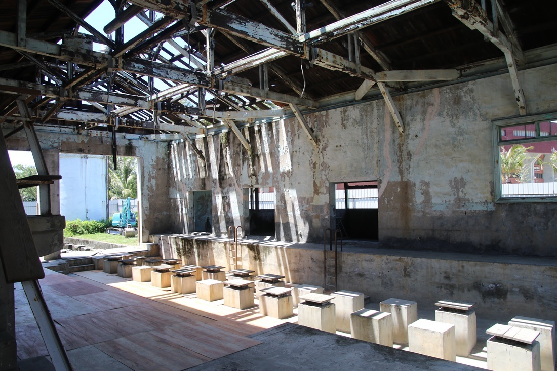 臺東機關車庫東臺灣3大機關車庫中，碩果僅存的木構造機關車庫，民國90年登錄為歷史建築，105年尼伯特颱風侵襲嚴重受損。