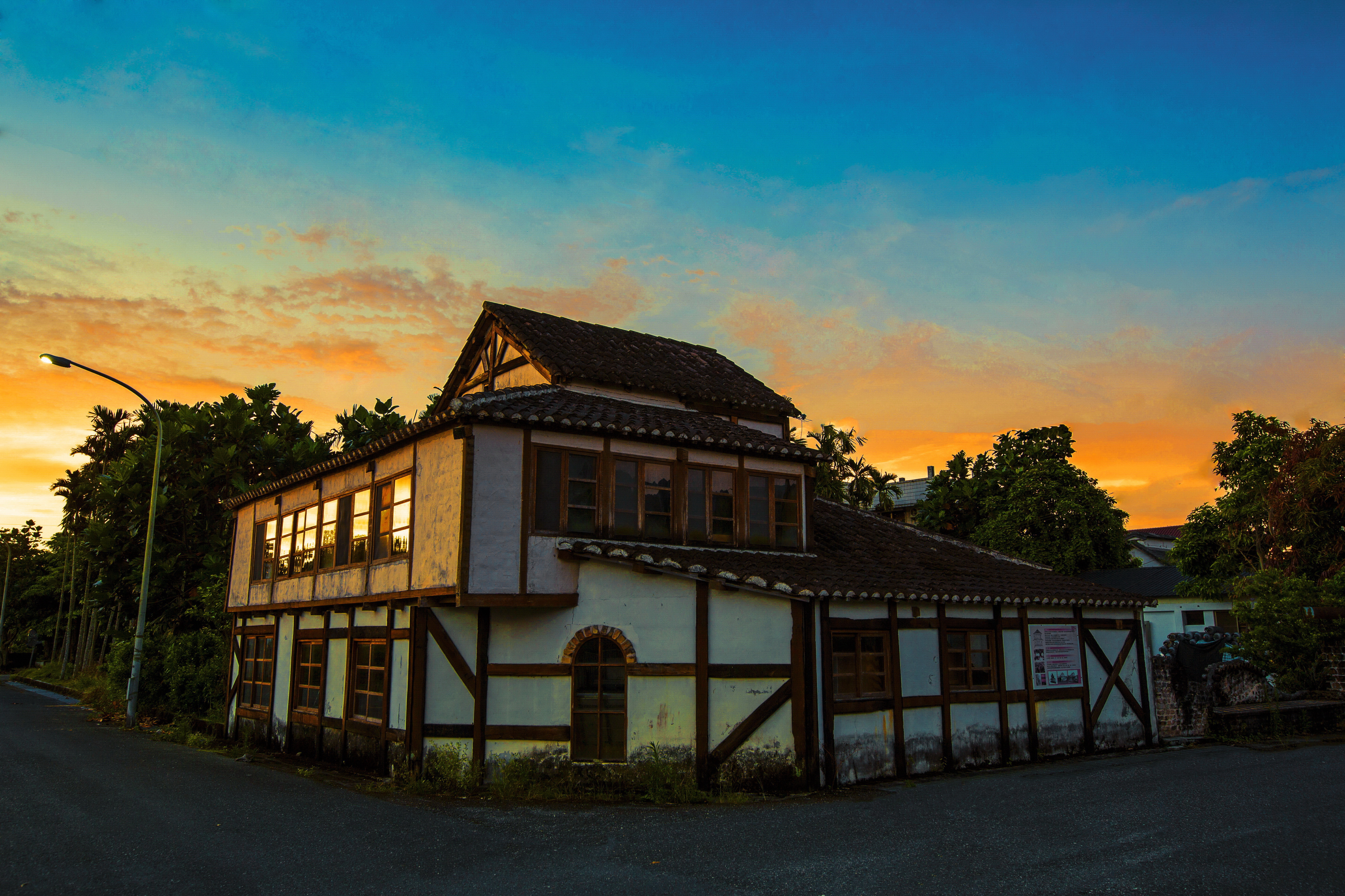 鳳林景點-徐家興菸樓