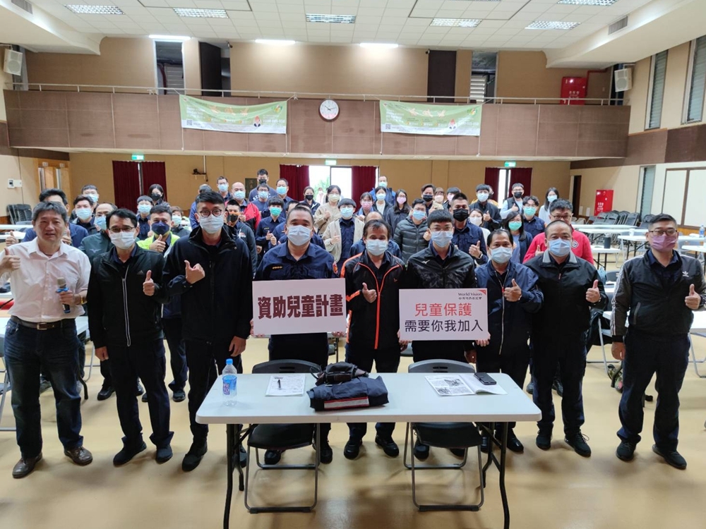 花蓮縣警察局婦幼警察隊和社區家保官一起為女童發聲