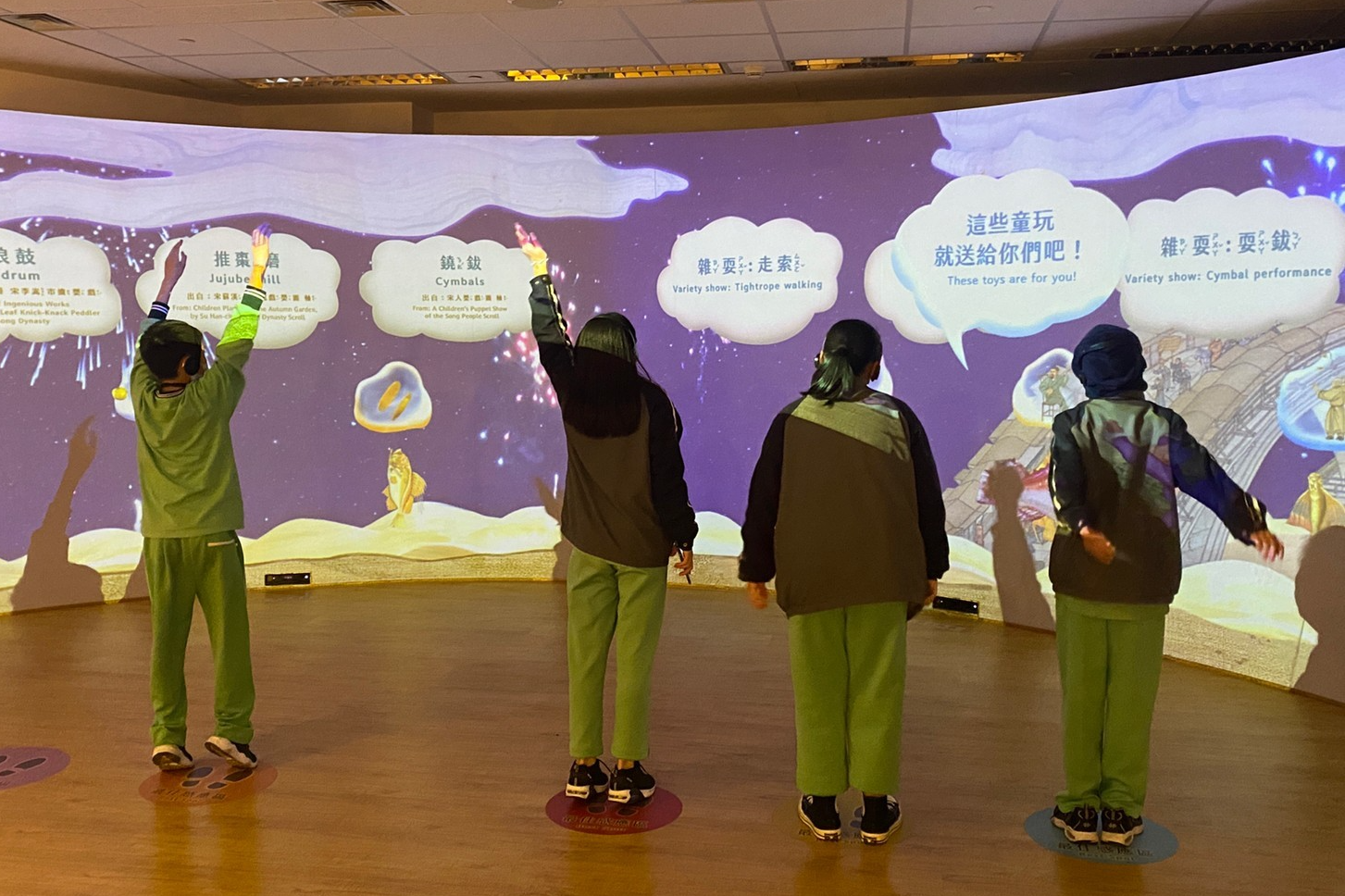 學藝中心沉浸式劇場讓學生有多元的互動體驗