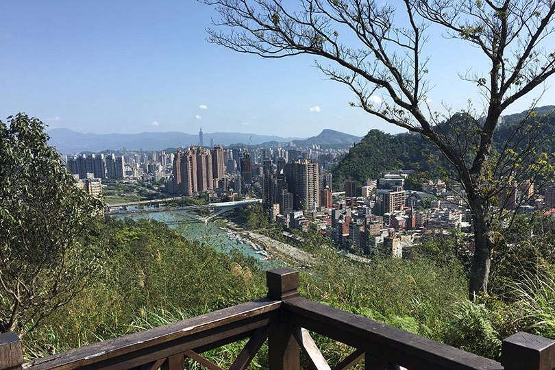 和美山步道最高處(照片來源:新北市觀光旅遊網)