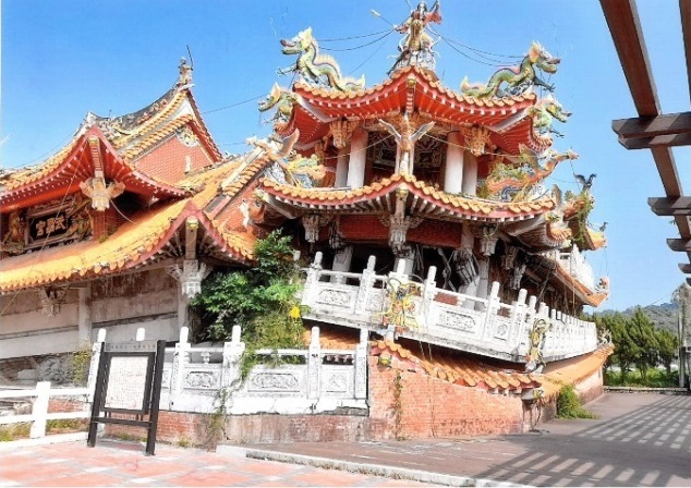 舊武昌宮的屋頂裝飾完整且精美很值得遊客近距離認識(圖片來源：南投縣文化局提供)