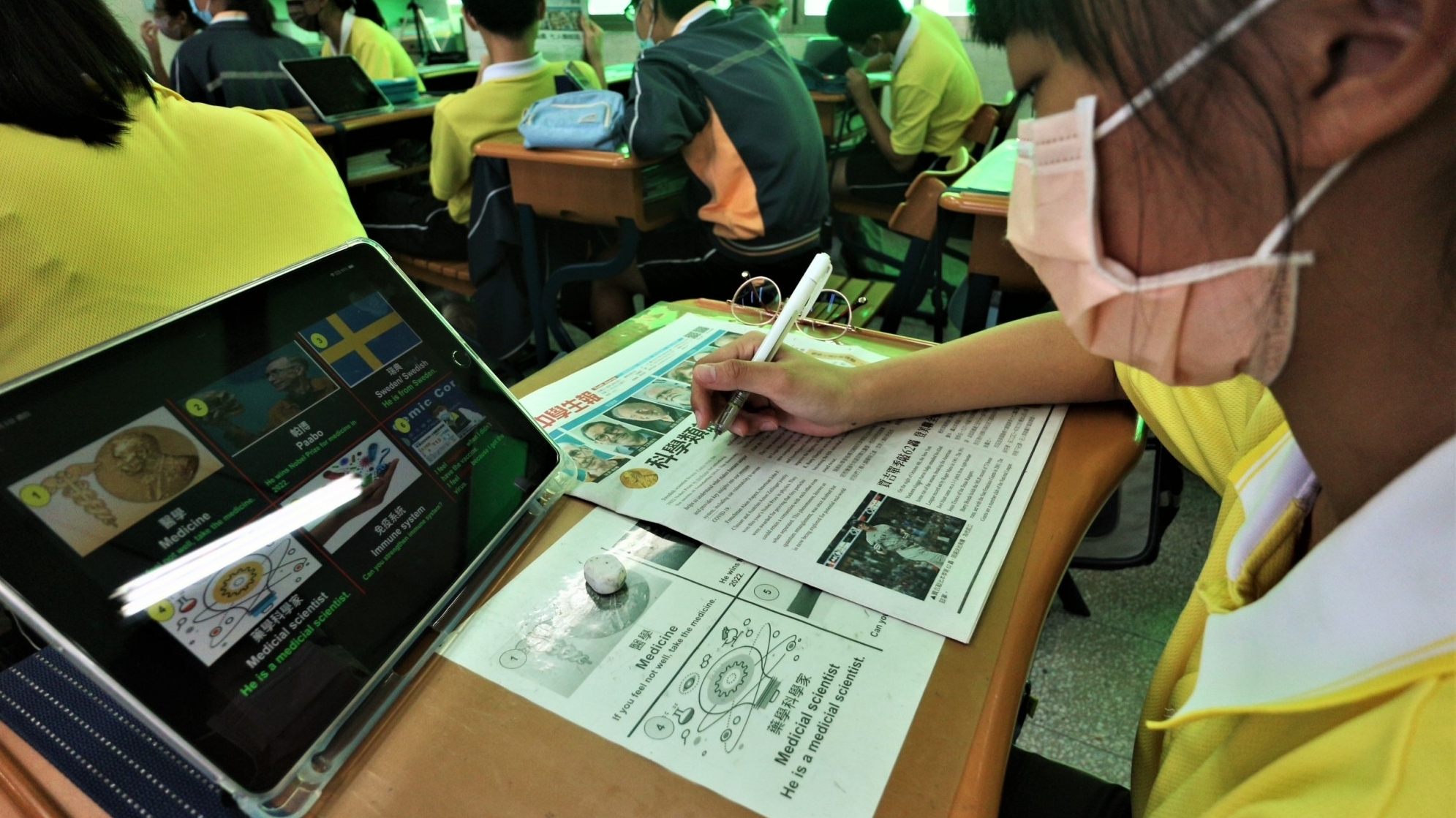 用讀報開展媒體素養教育_屏東縣南榮國中讀報教學現場（莊舒仲攝影)