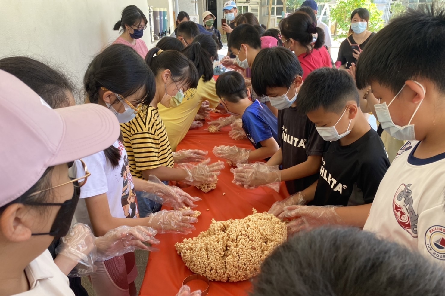 淡水農會本次兒童節推出限定活動外 平時也與在地國小及淡水商工合作辦理食農教育課程