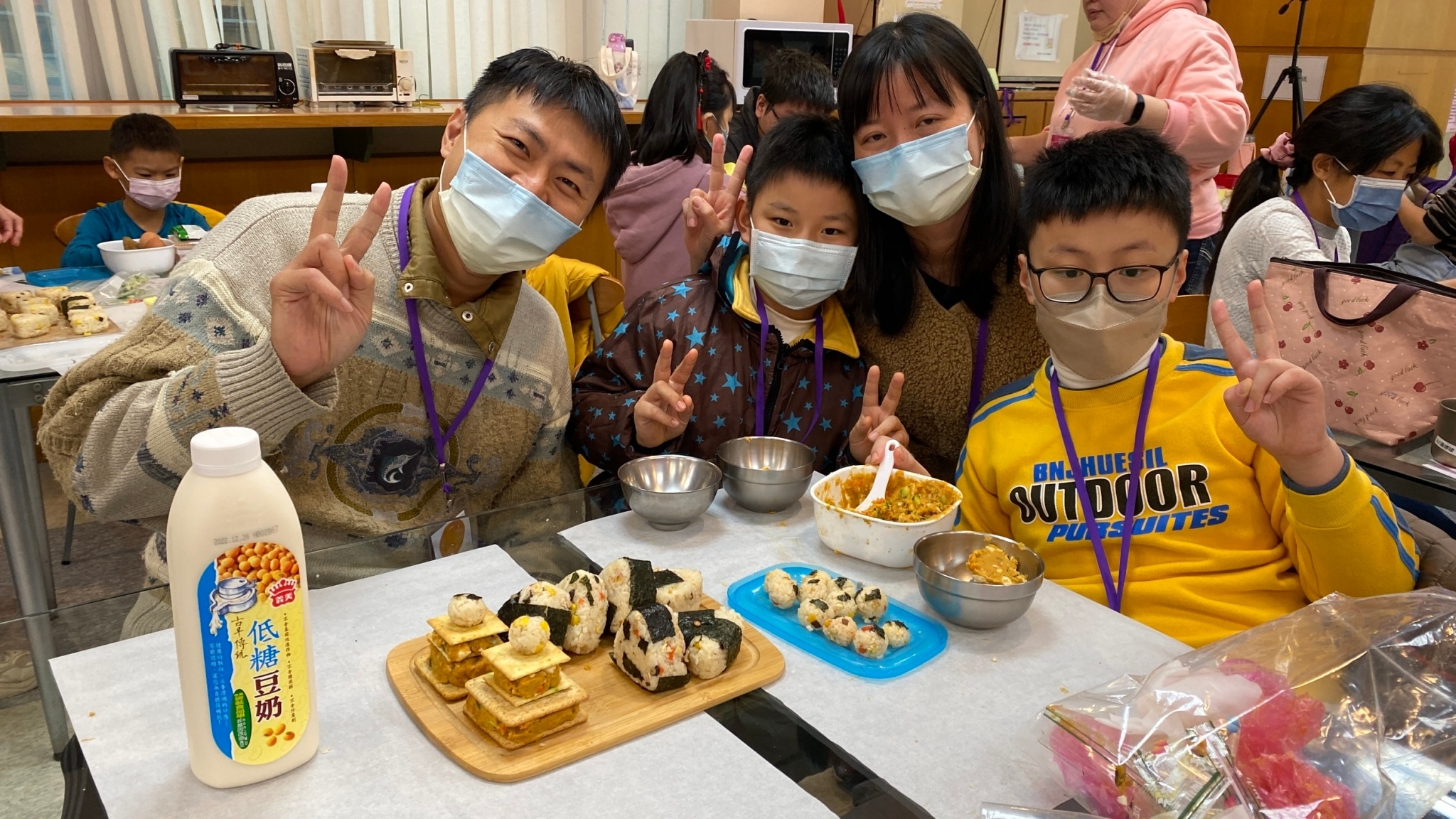 食農教育萬花筒4： 
親子假日學校：親子樂食農
