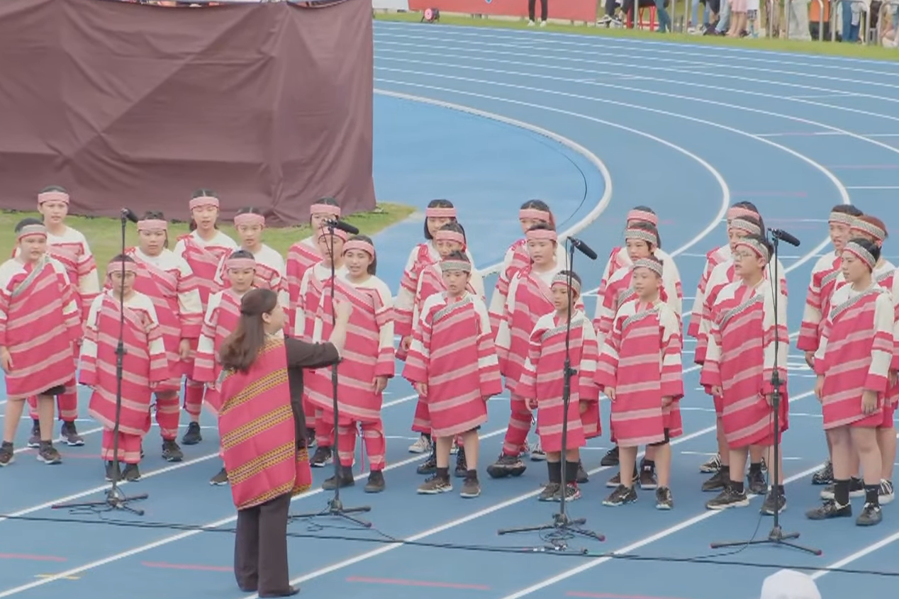 泰雅學堂在全大運開幕典禮帶來動聽的歌曲