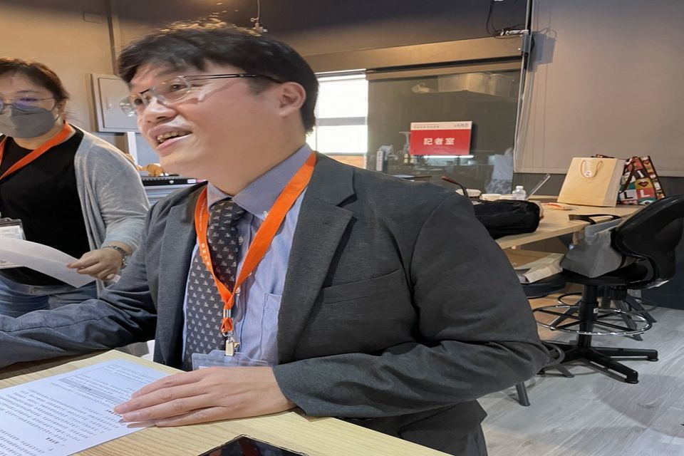 教育部高教司長朱俊彰說明，教育部規劃的「博士生獎學金」內容。