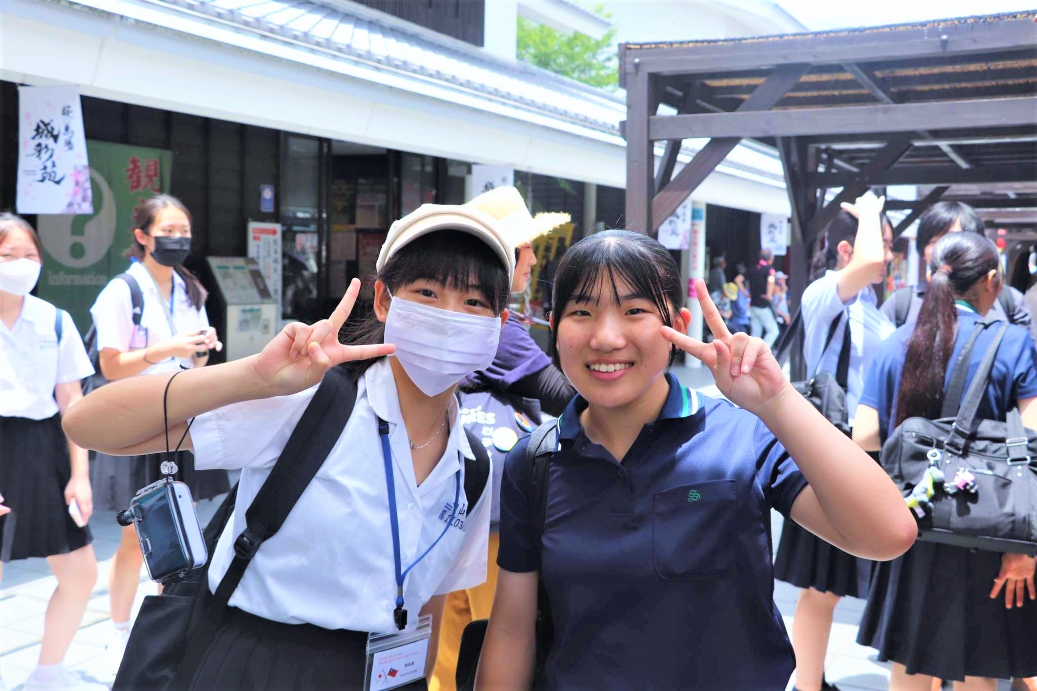 中山女高旗槍隊學生參訪日本熊本玉名高校

