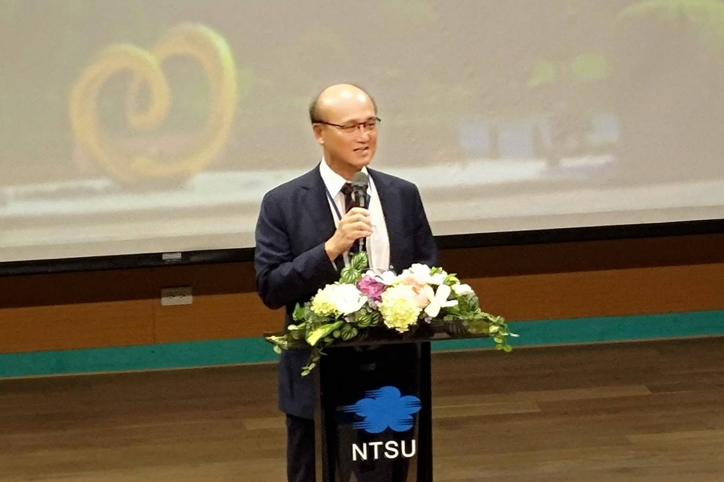 教育部次長林騰蛟致詞