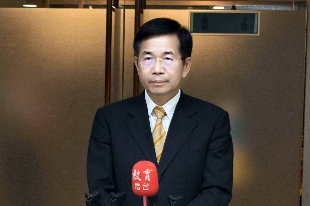 教育部部長潘文忠接受媒體聯訪
