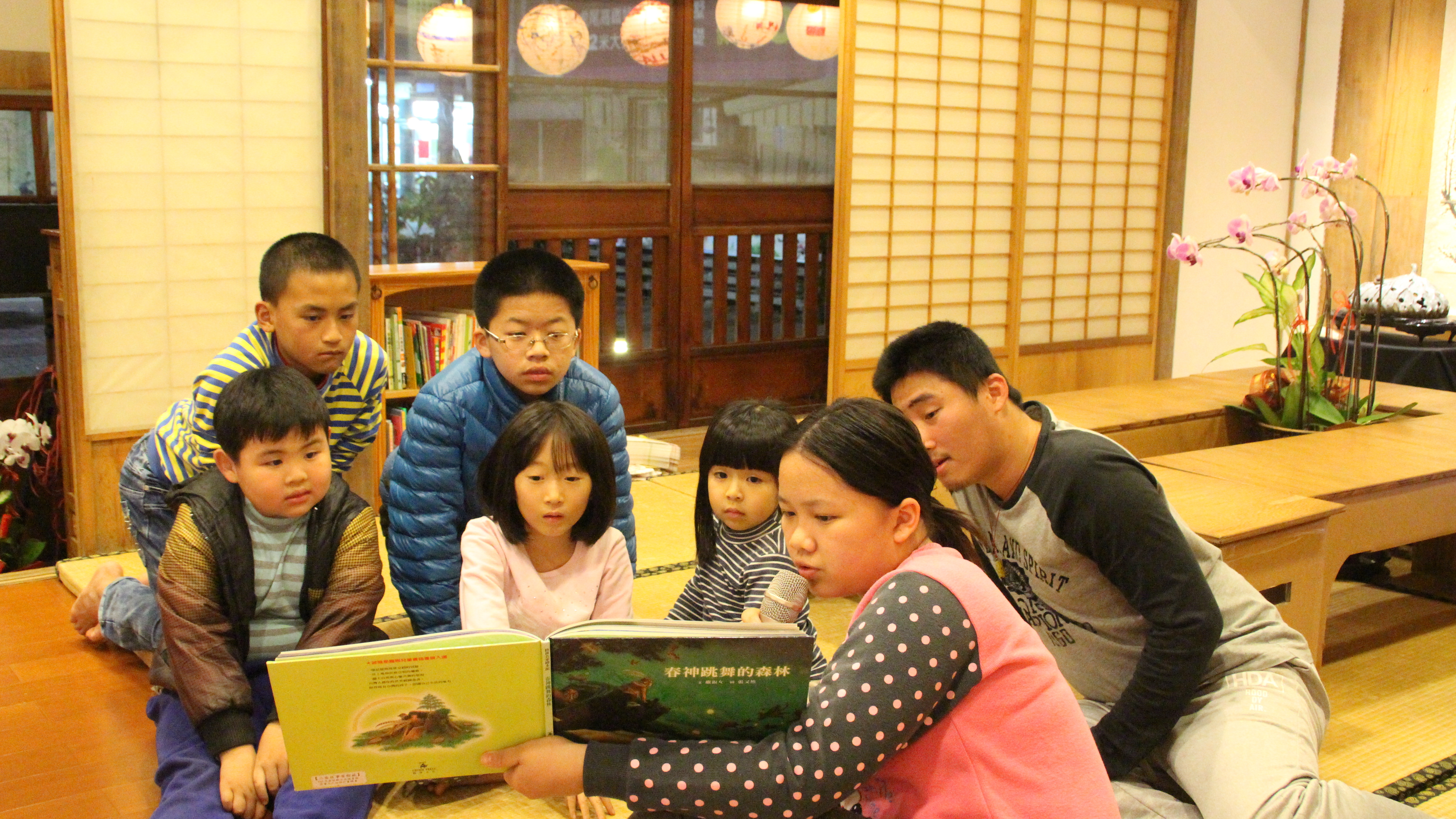 雲林微側角落
小朋友說故事廖菁玉-春神跳舞的森林