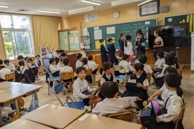 國北教大實小學生參訪鹿屋國小和東原國小，入班體驗與日本學生一起上課