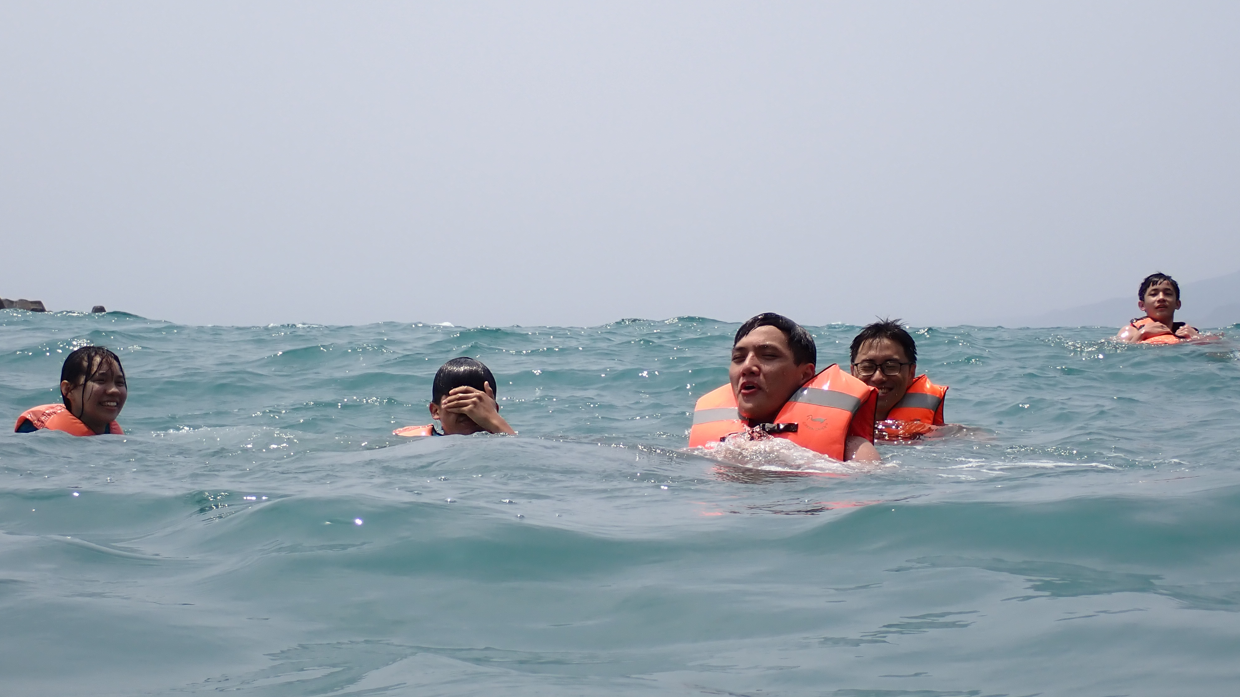 長濱國中推海洋教育長揚海濱課程學生海中體驗