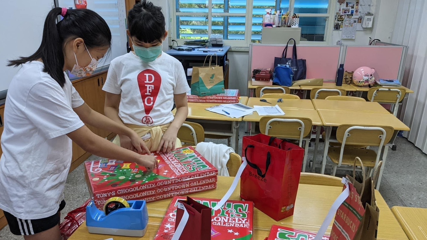 發起公平貿易巧克力義賣
