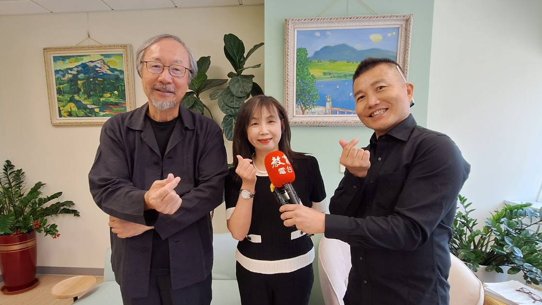 國資圖馬湘萍館長、林磐聳教授與常罡合影