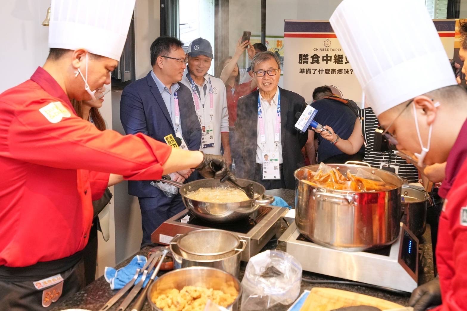膳食中繼站烹煮道地家鄉味 (體育署提供)