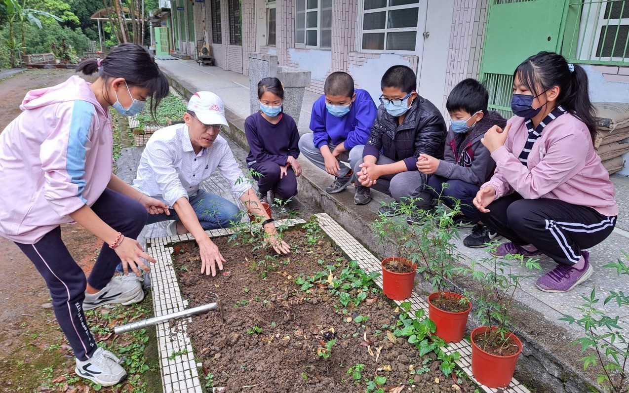 平溪國小至東勢分班營造環境生態