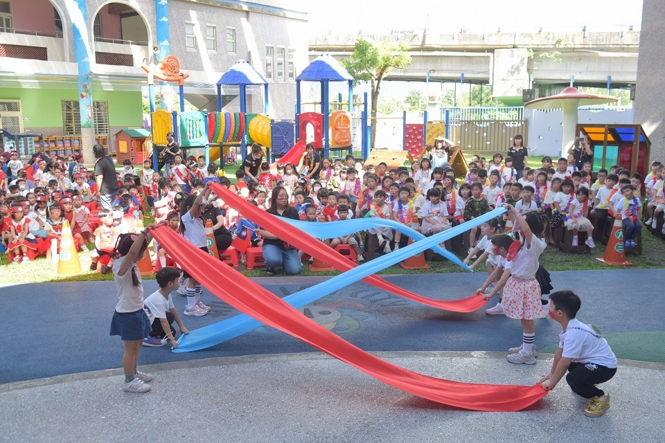 市幼歡慶國慶日