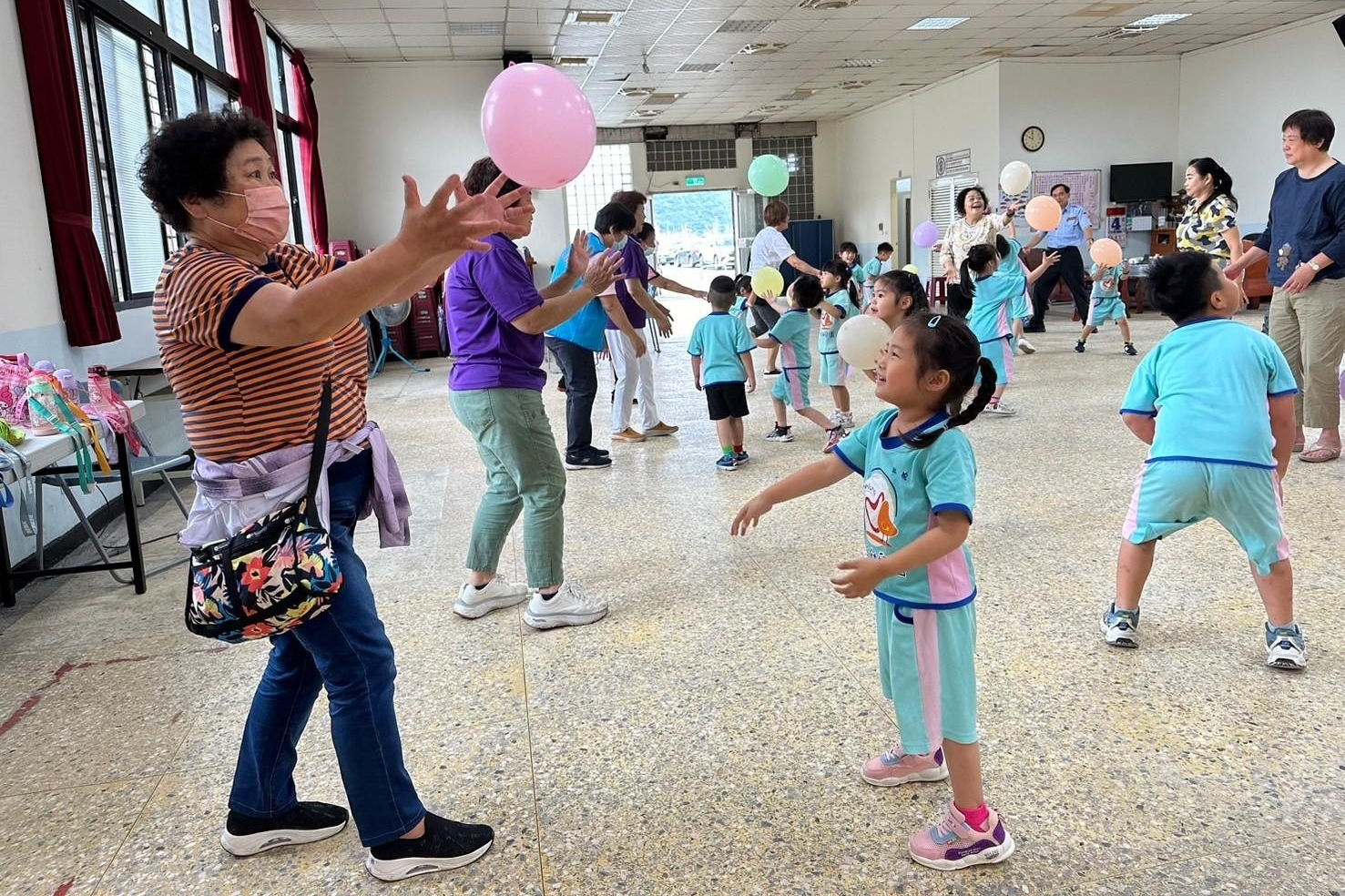 基隆老幼共學攜手找回青春 共度重陽敬老月