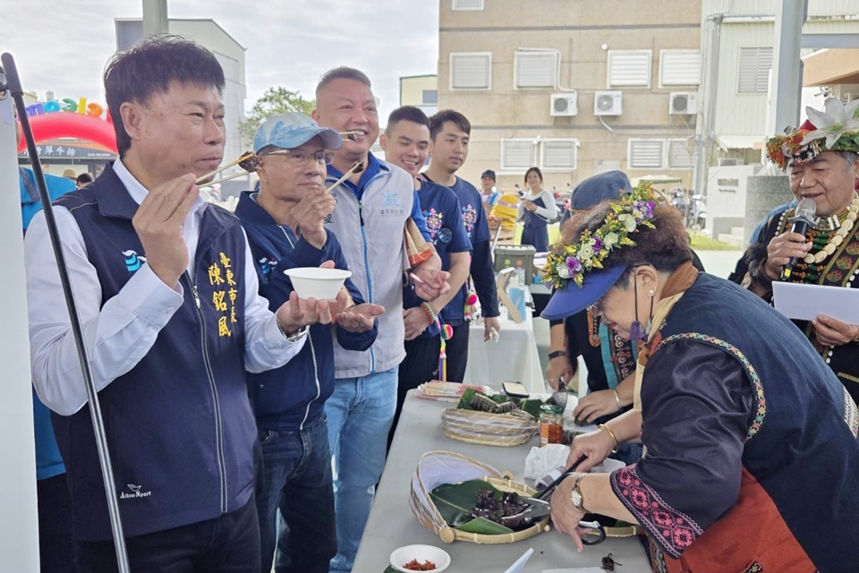 臺東市公所編撰《臺東市原味之旅》飲食文化誌，並辦理原民飲食文化梳理與推廣成果展，呈現市區6個文健站不同族群的傳統美食。