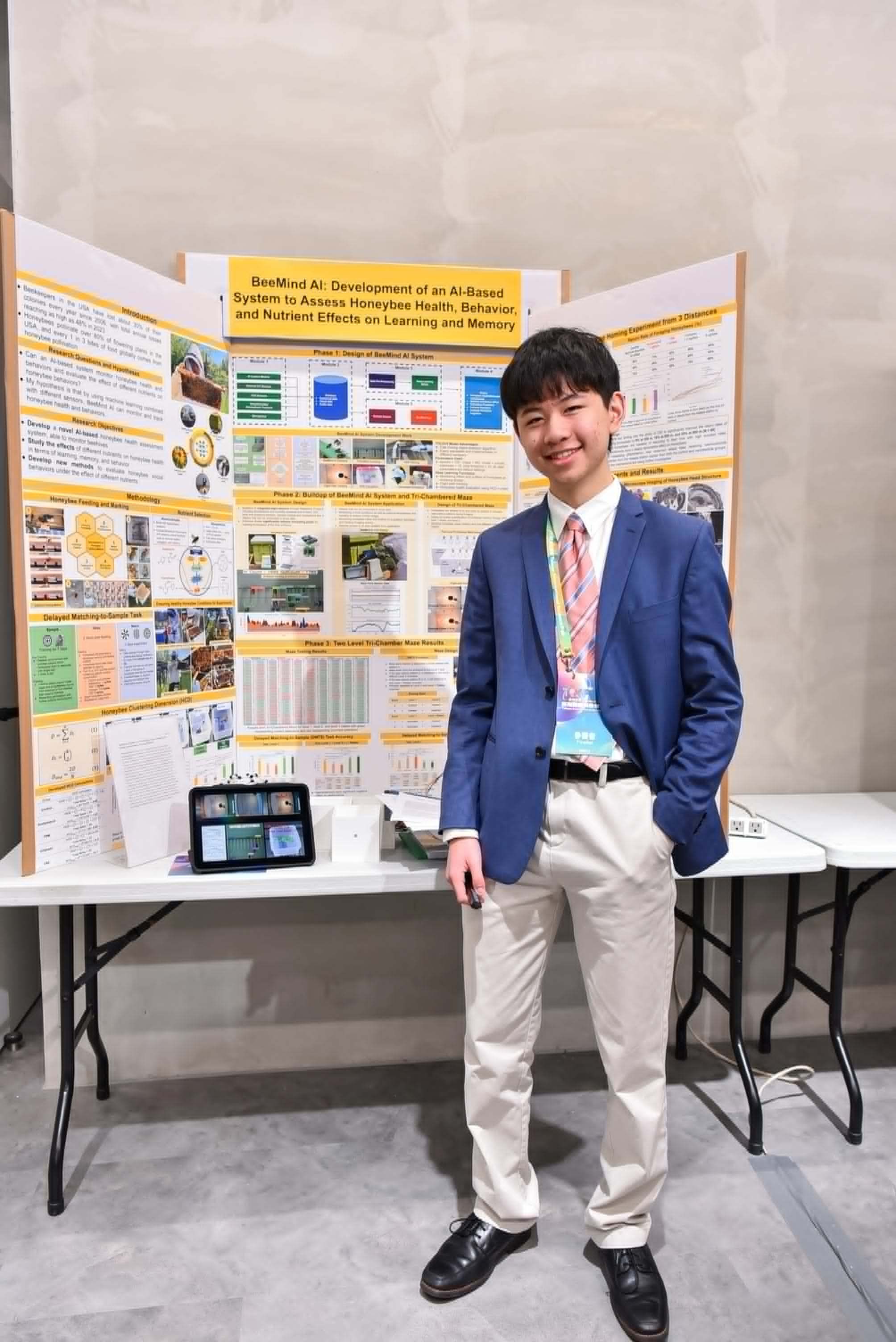 國外青少年科學獎則由動物學科、來自美國華裔的Matthew Lo獲獎