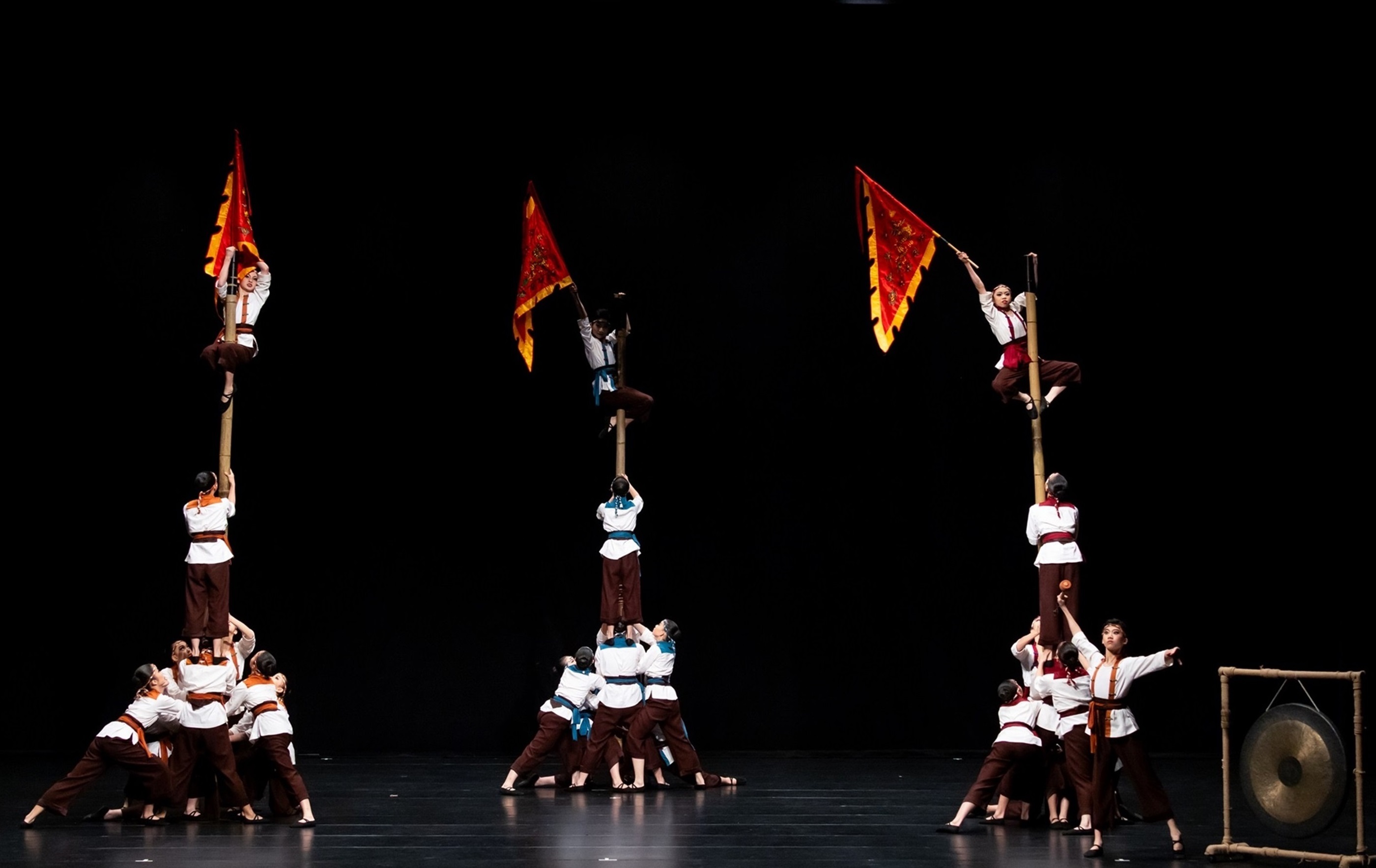 民俗舞-台北市北安國中(教育部提供)