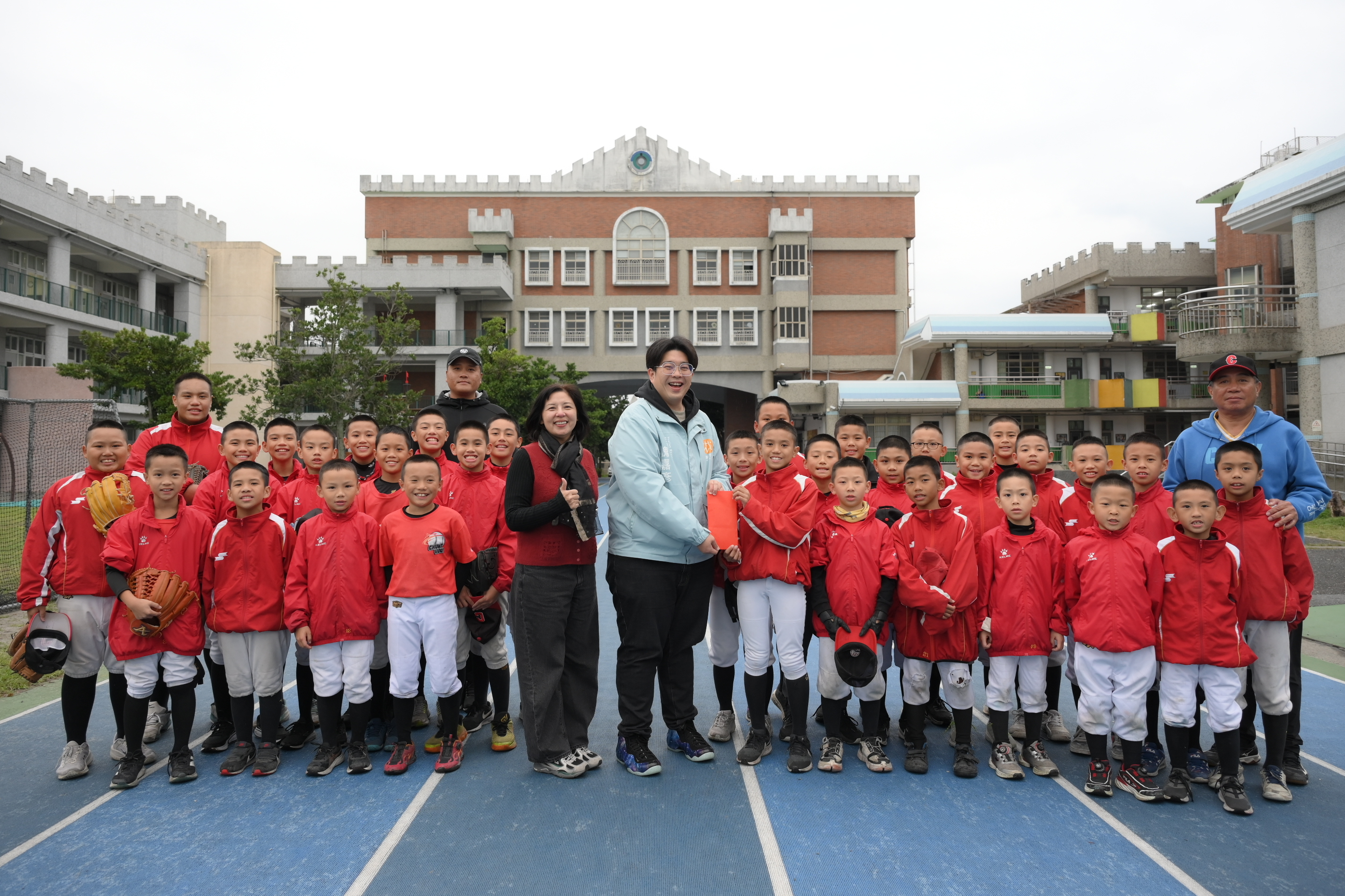 市長轉贈企業贊助金