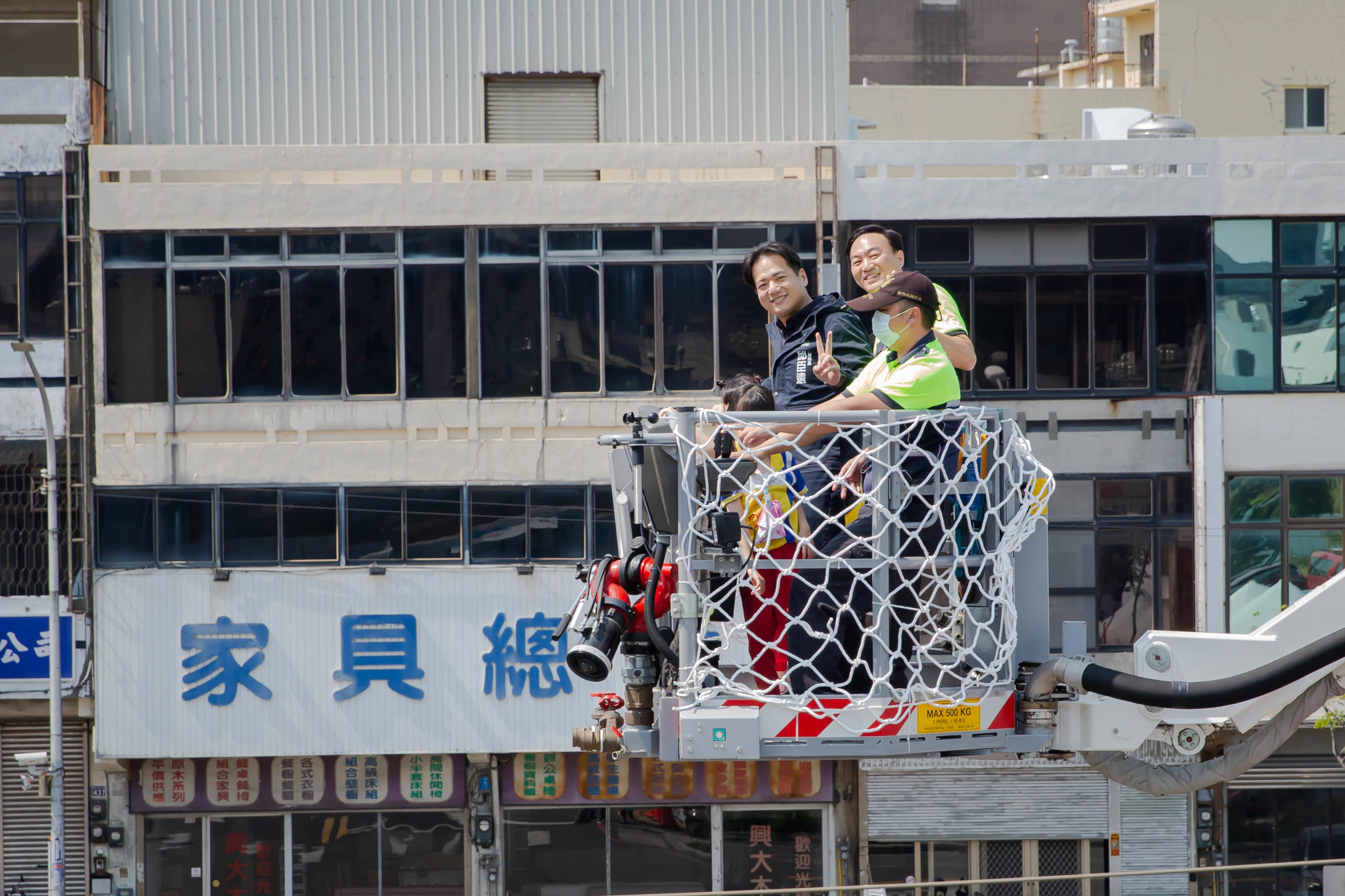 一日小小消防員  竹市辦幼兒園消防體驗活動