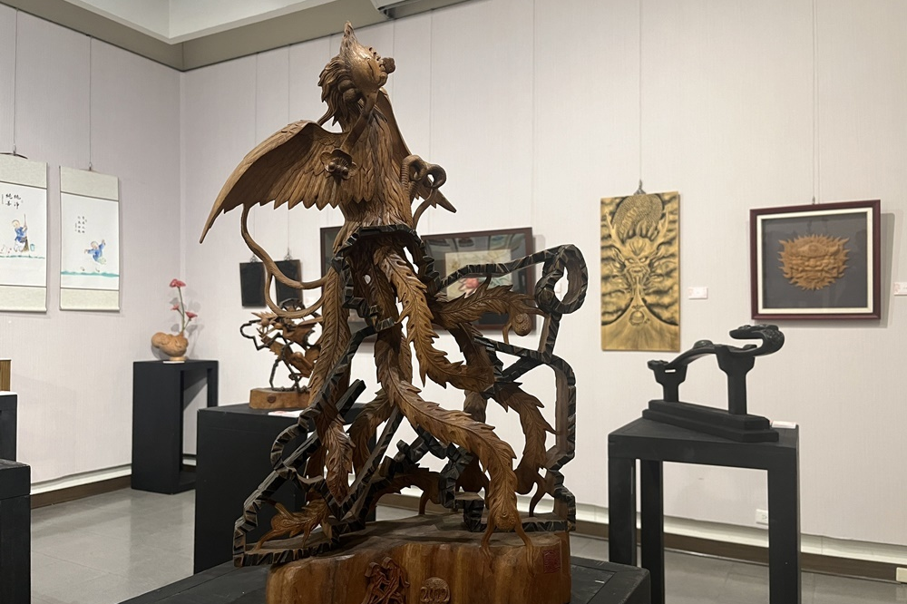 施金福作品《空間太極──鳳》（圖源：雲科大）