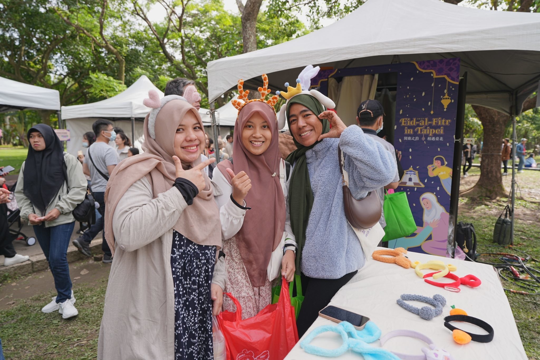 參與活動的穆斯林女士