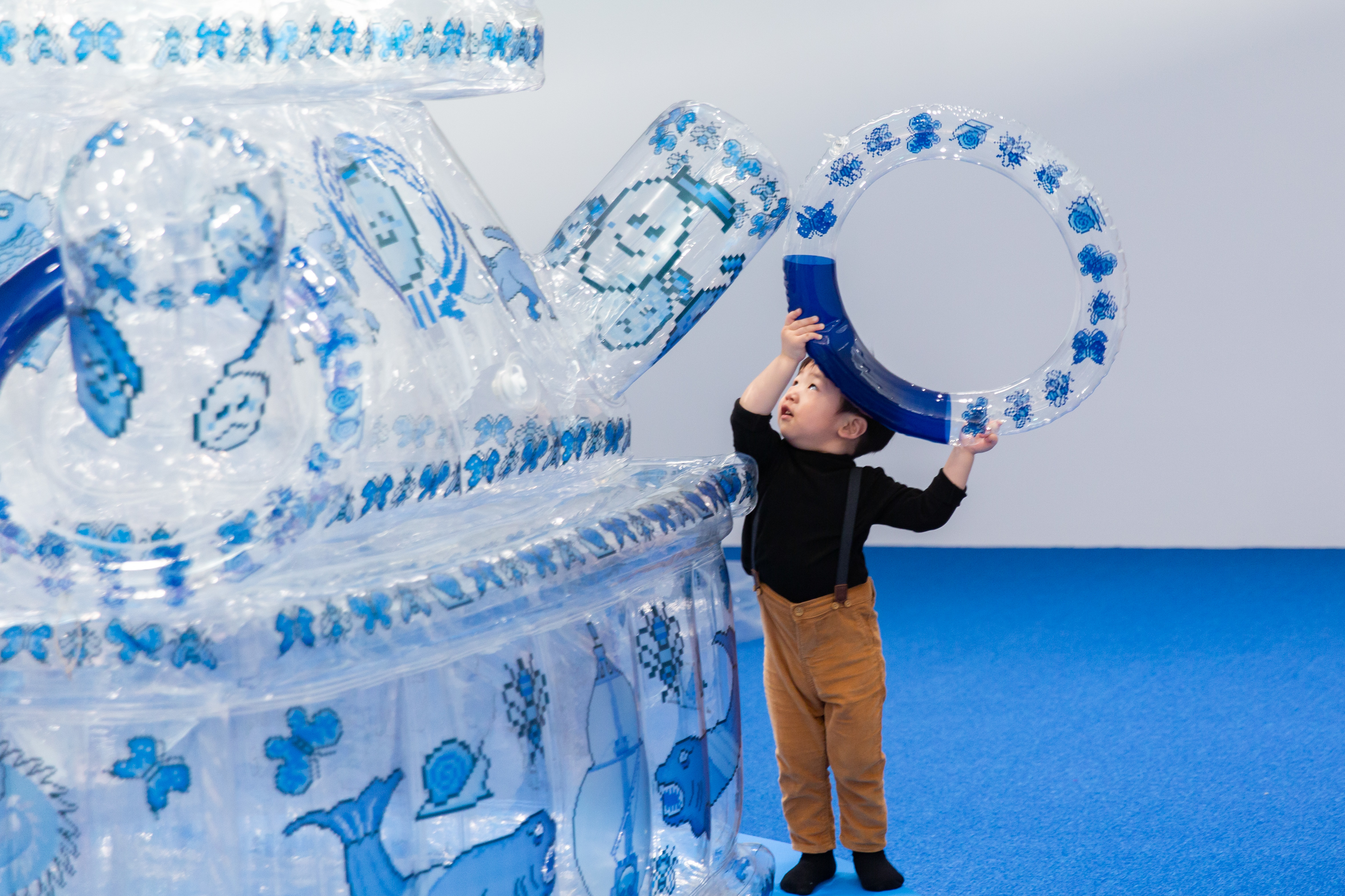 小朋友可以在展覽中與作品互動