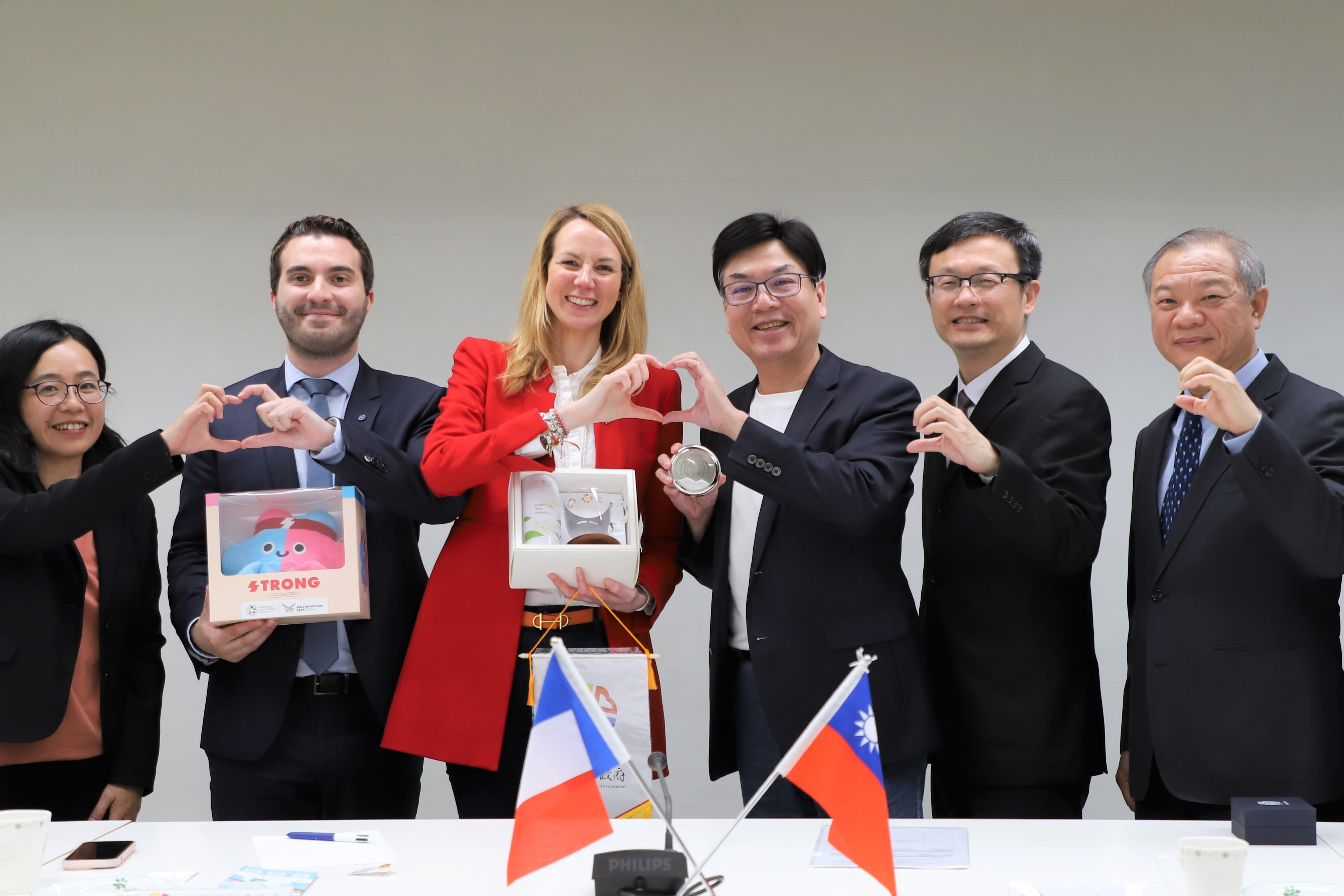 劉和然副市長接待法國勒瓦盧瓦市長來訪 攜手推動教育與城市安全合作.jpg