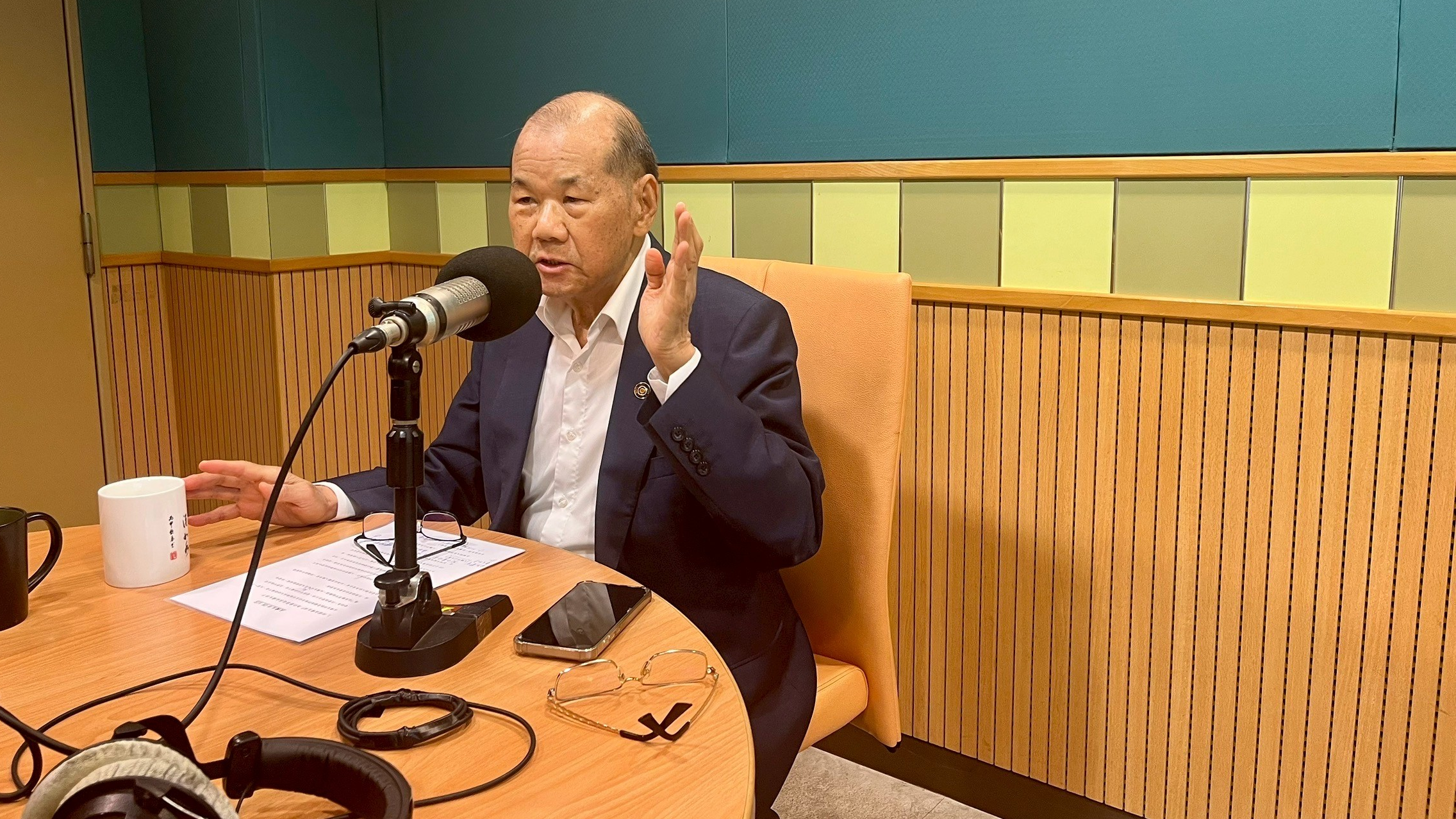 國立政治大學 鄭丁旺教授