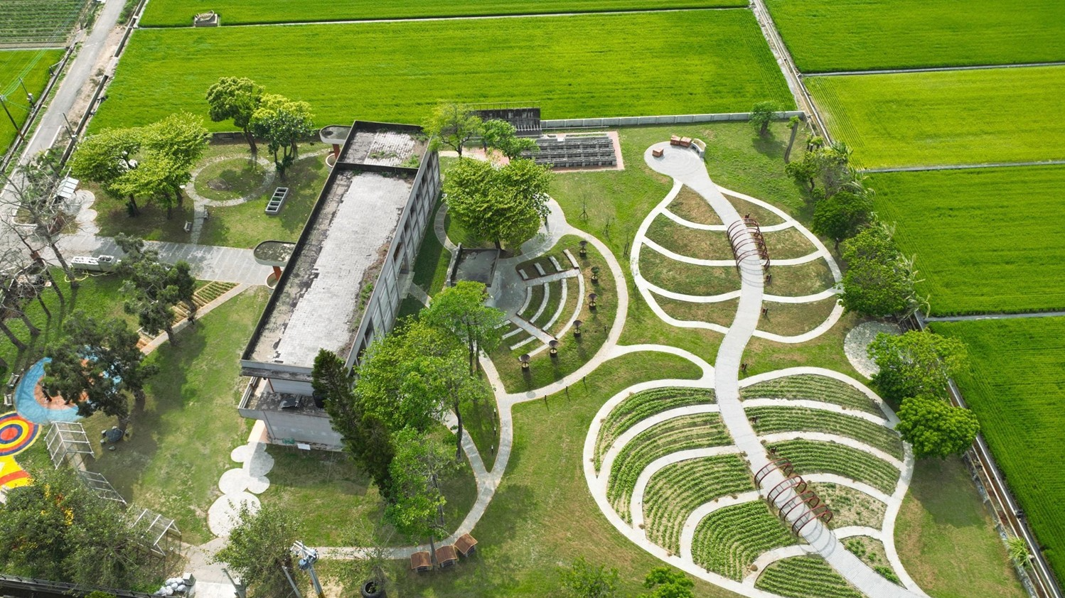 正義國小重建後，榮獲2024全球卓越建設獎
-最佳環境文化類銀獎殊榮