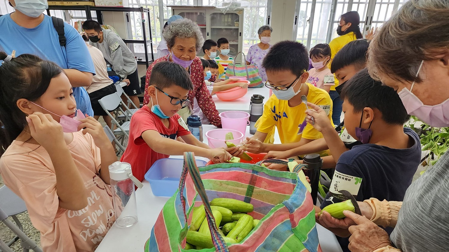 社區課程融合老幼共學食農教育