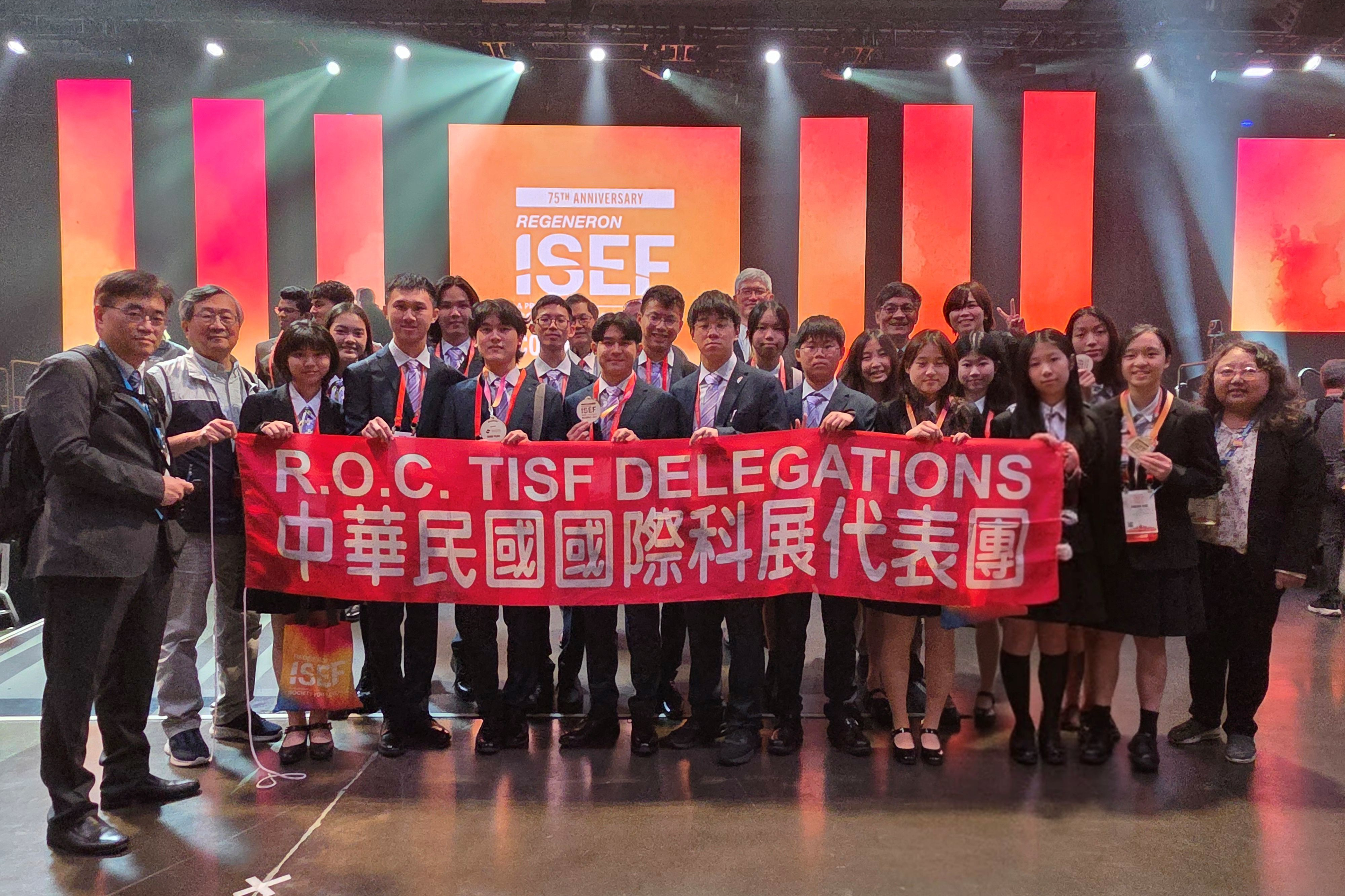 代表團合影 (科教館提供)