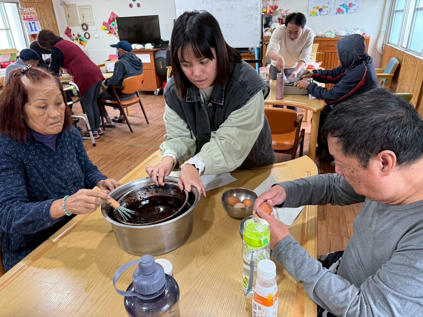 帶長者親手製作美味餐食