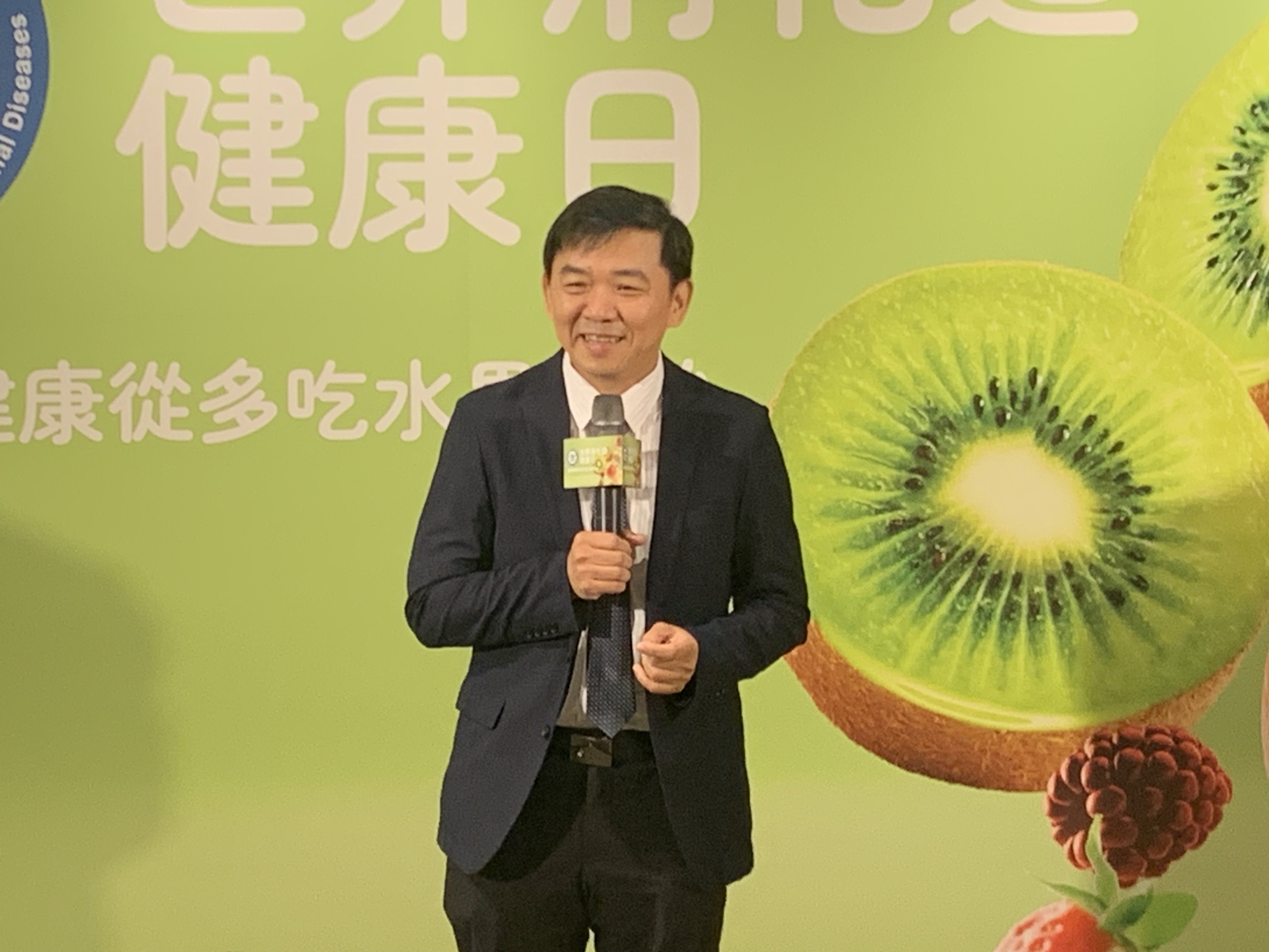 台灣腸道醫學會理事長郭昭宏醫師致詞 (記者攝)